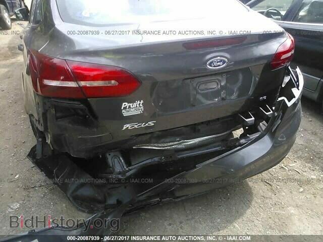 2016 Ford Focus - VIN: 1FADP3F24GL364735 - Photo 6