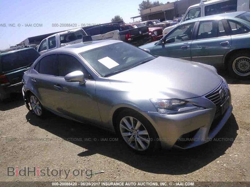 2014 Lexus IS (VIN JTHBF1D24E5005963) — photo 1 of 10, IAAI, damage: right rear