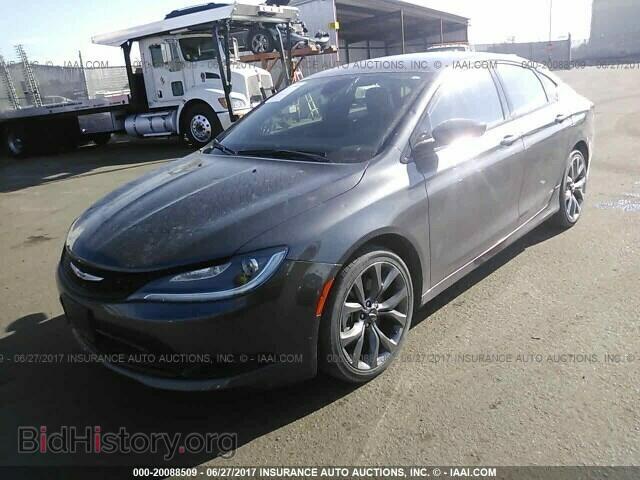 2015 Chrysler 200 - VIN: 1C3CCCDG4FN700052 - Photo 2