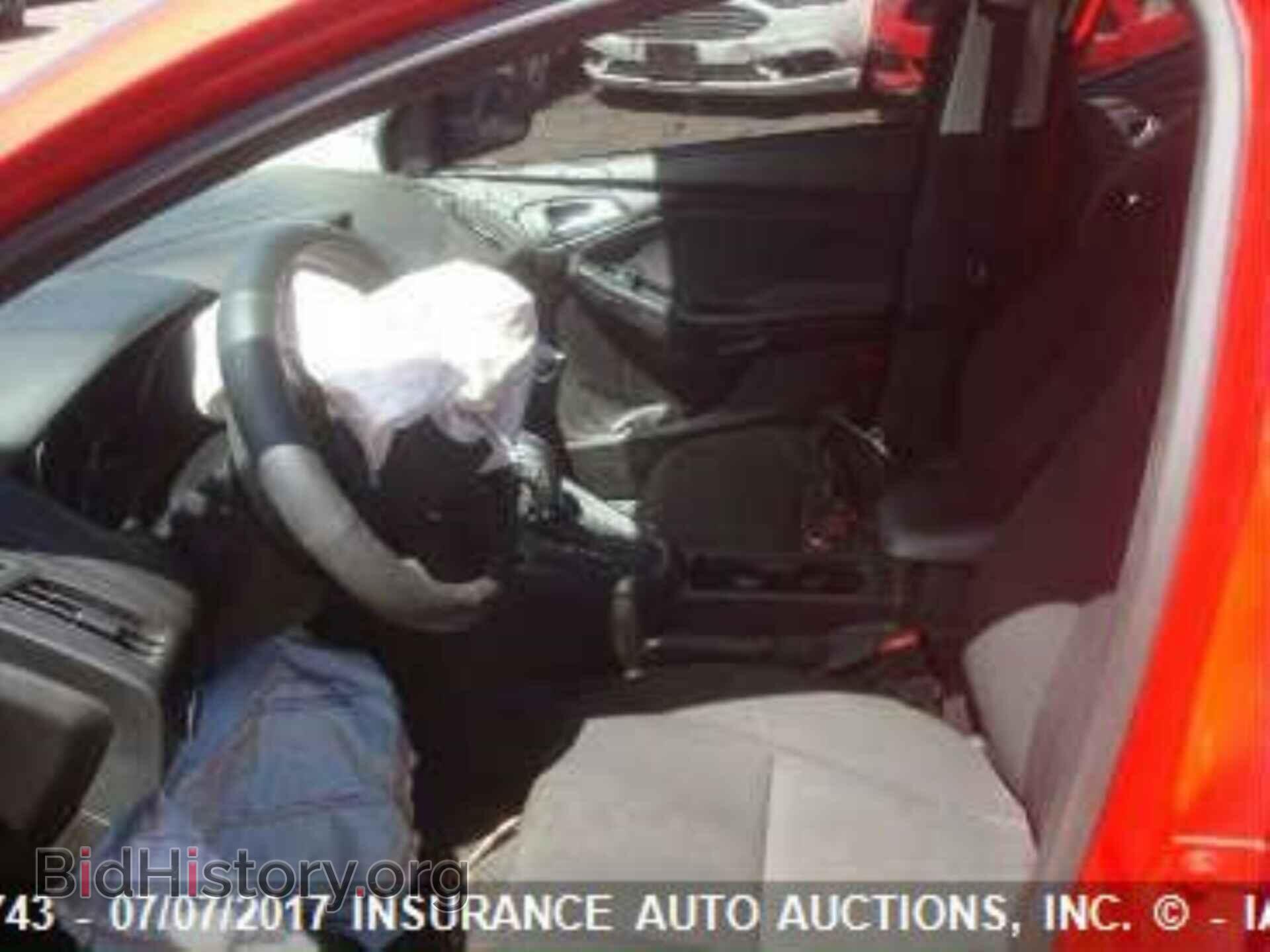 2016 Ford Focus - VIN: 1FADP3F24GL293990 - Фото 5