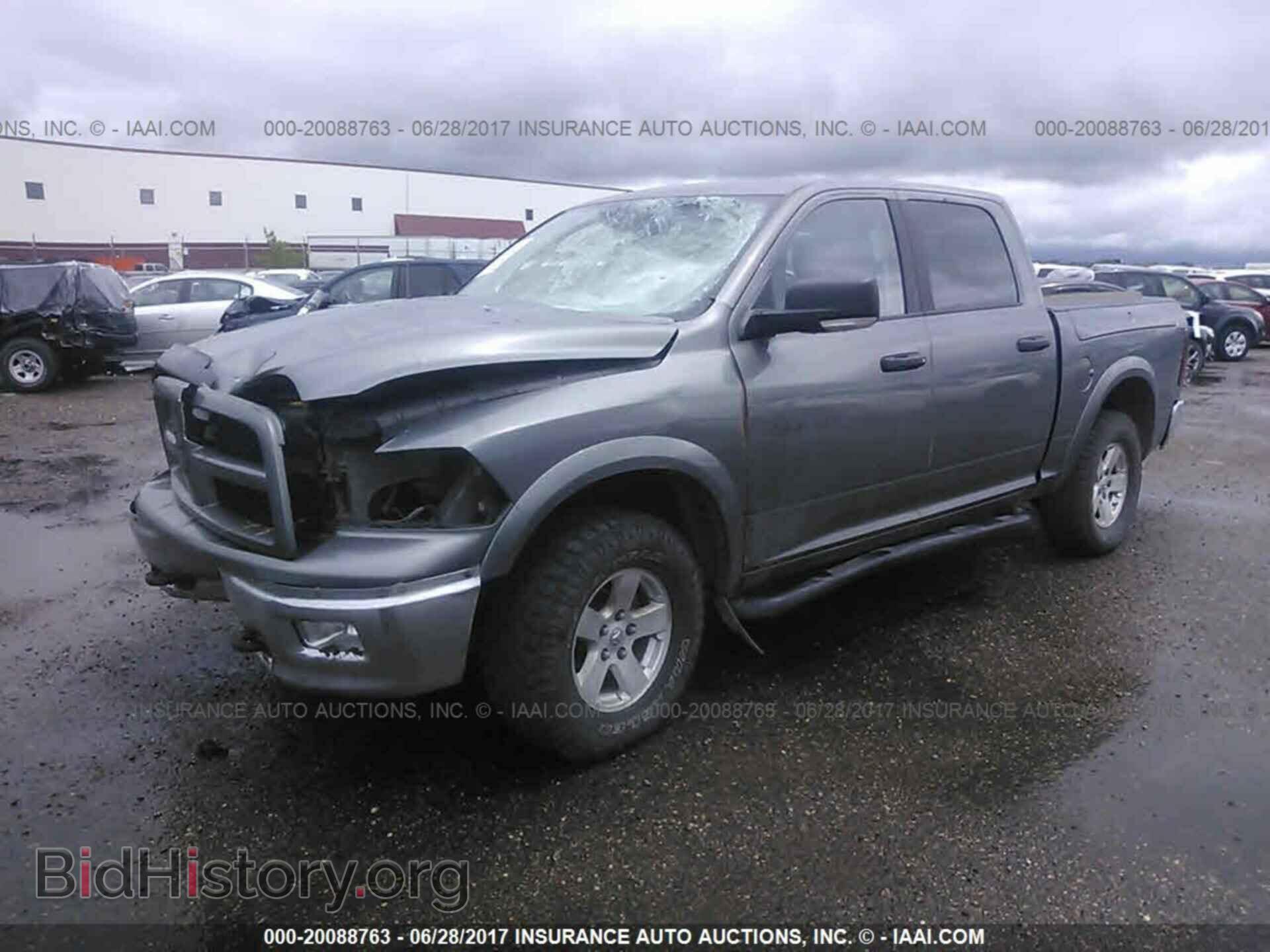 2012 Dodge Ram 1500 - VIN: 1C6RD7LT6CS279187 - Photo 2