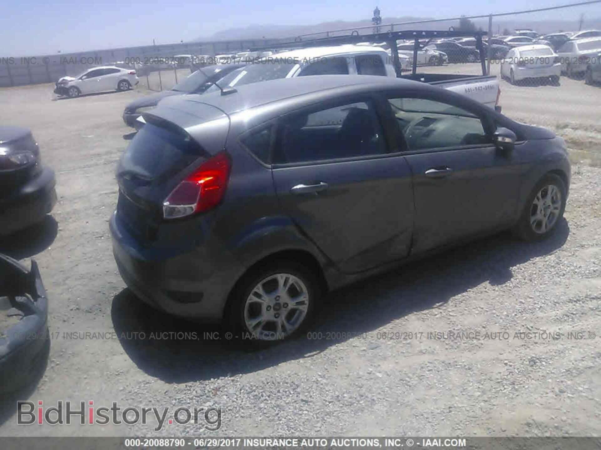 2014 Ford Fiesta - VIN: 3FADP4EJ4EM241401 - Photo 4