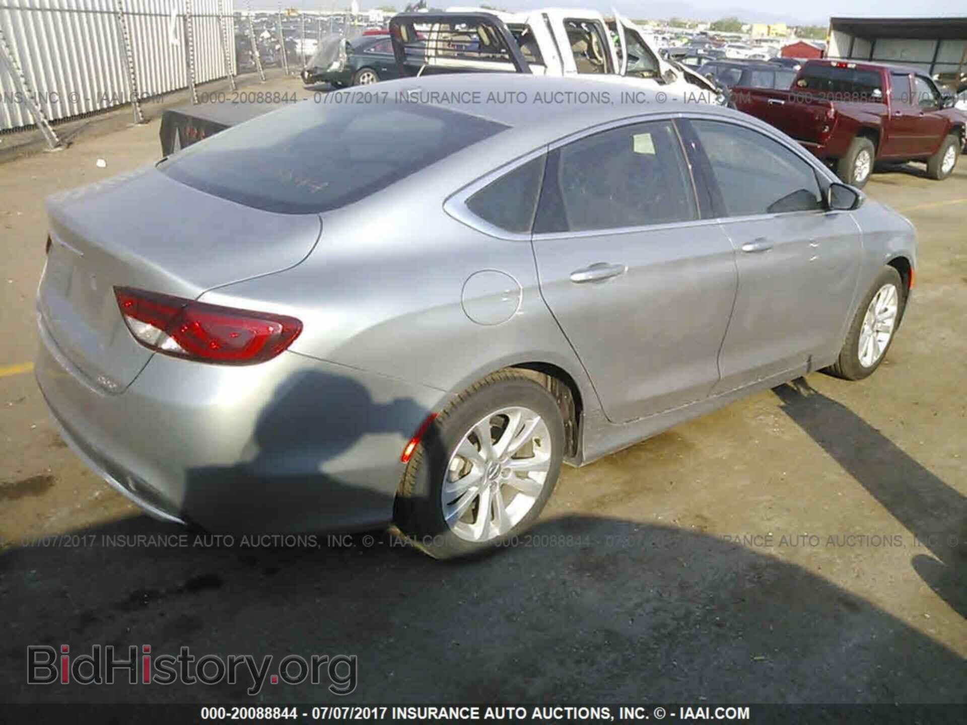 2015 Chrysler 200 - VIN: 1C3CCCAB5FN594560 - Фото 4