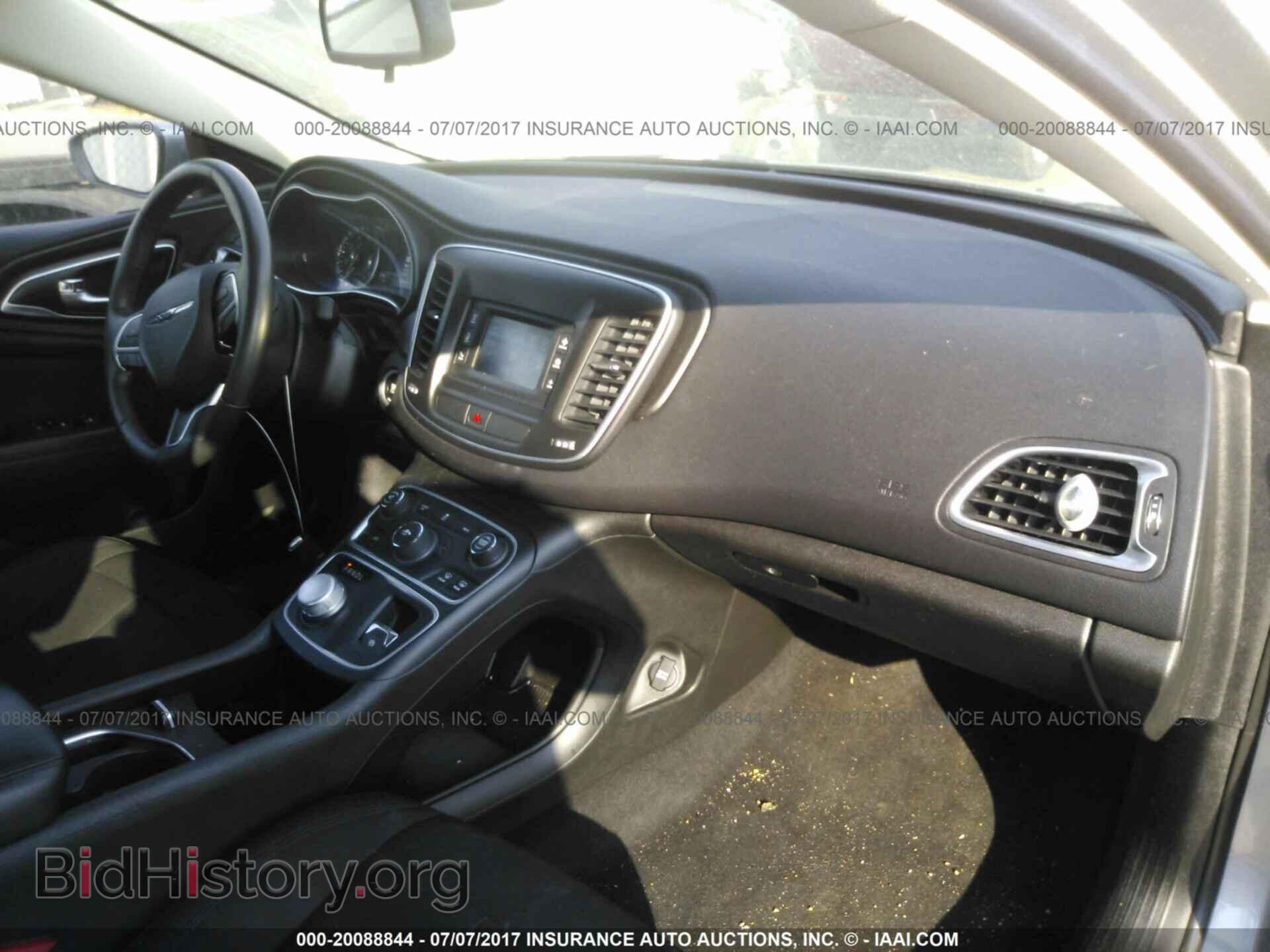 2015 Chrysler 200 - VIN: 1C3CCCAB5FN594560 - Фото 5
