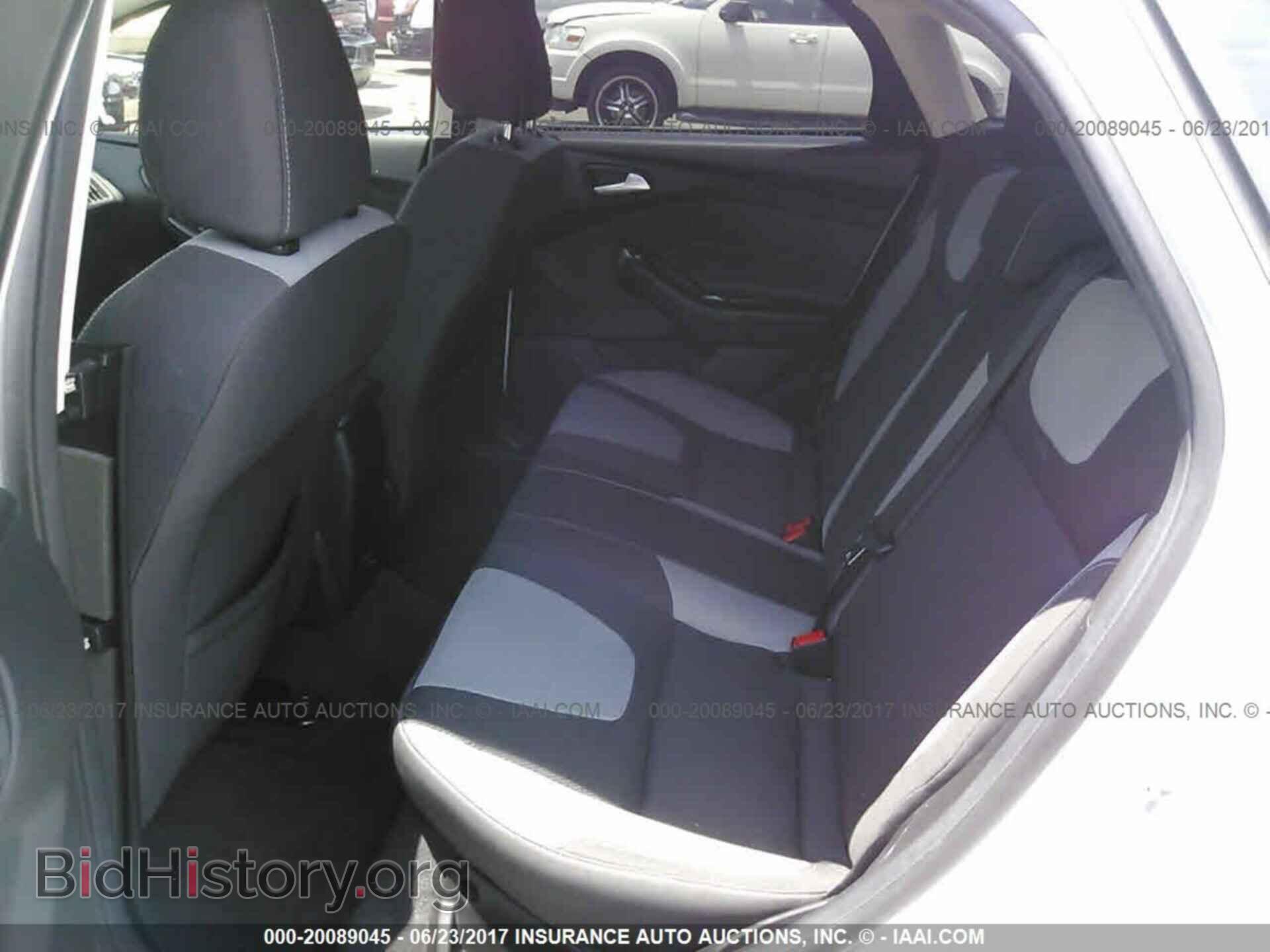 2014 Ford Focus - VIN: 1FADP3F2XEL241373 - Photo 8