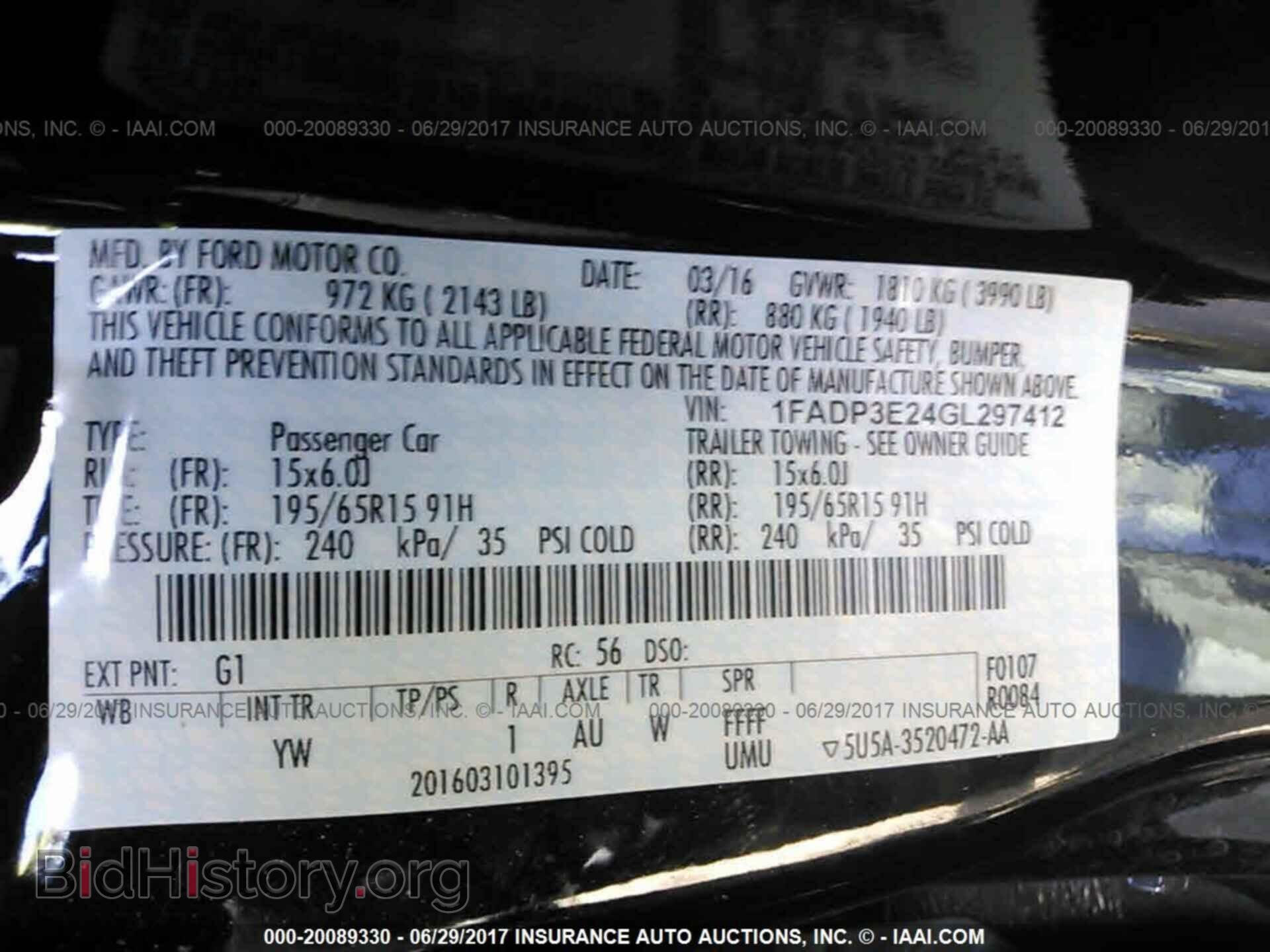 2016 Ford Focus - VIN: 1FADP3E24GL297412 - Photo 9