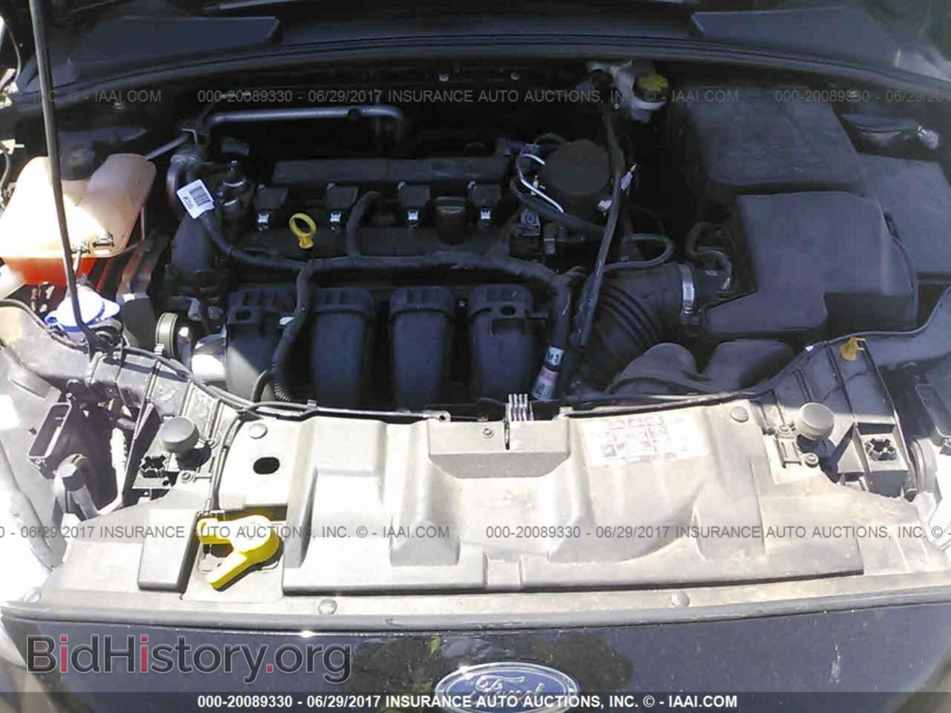 2016 Ford Focus - VIN: 1FADP3E24GL297412 - Photo 10