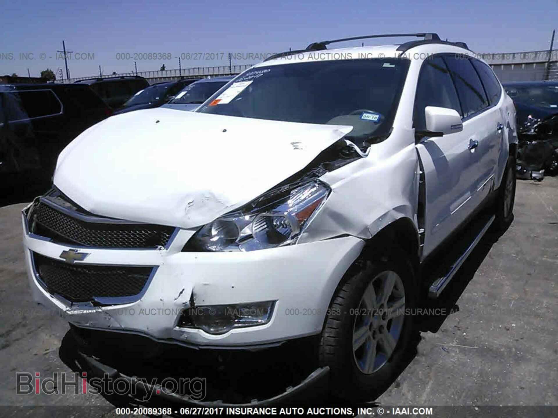 2012 Chevrolet Traverse - VIN: 1GNKRJED9CJ327003 - Фото 2