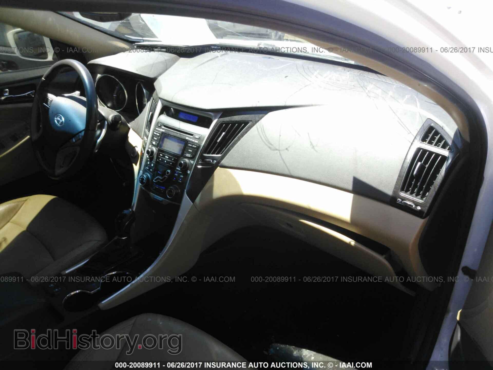 2012 Hyundai Sonata - VIN: 5NPEC4AB5CH330857 - Photo 5