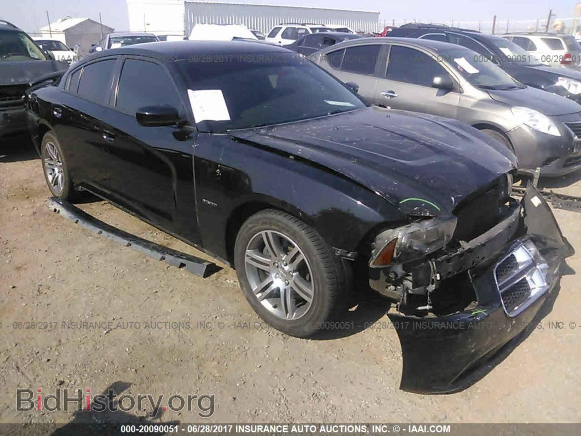 Photo 2C3CDXCT0DH629778 - Dodge Charger 2013