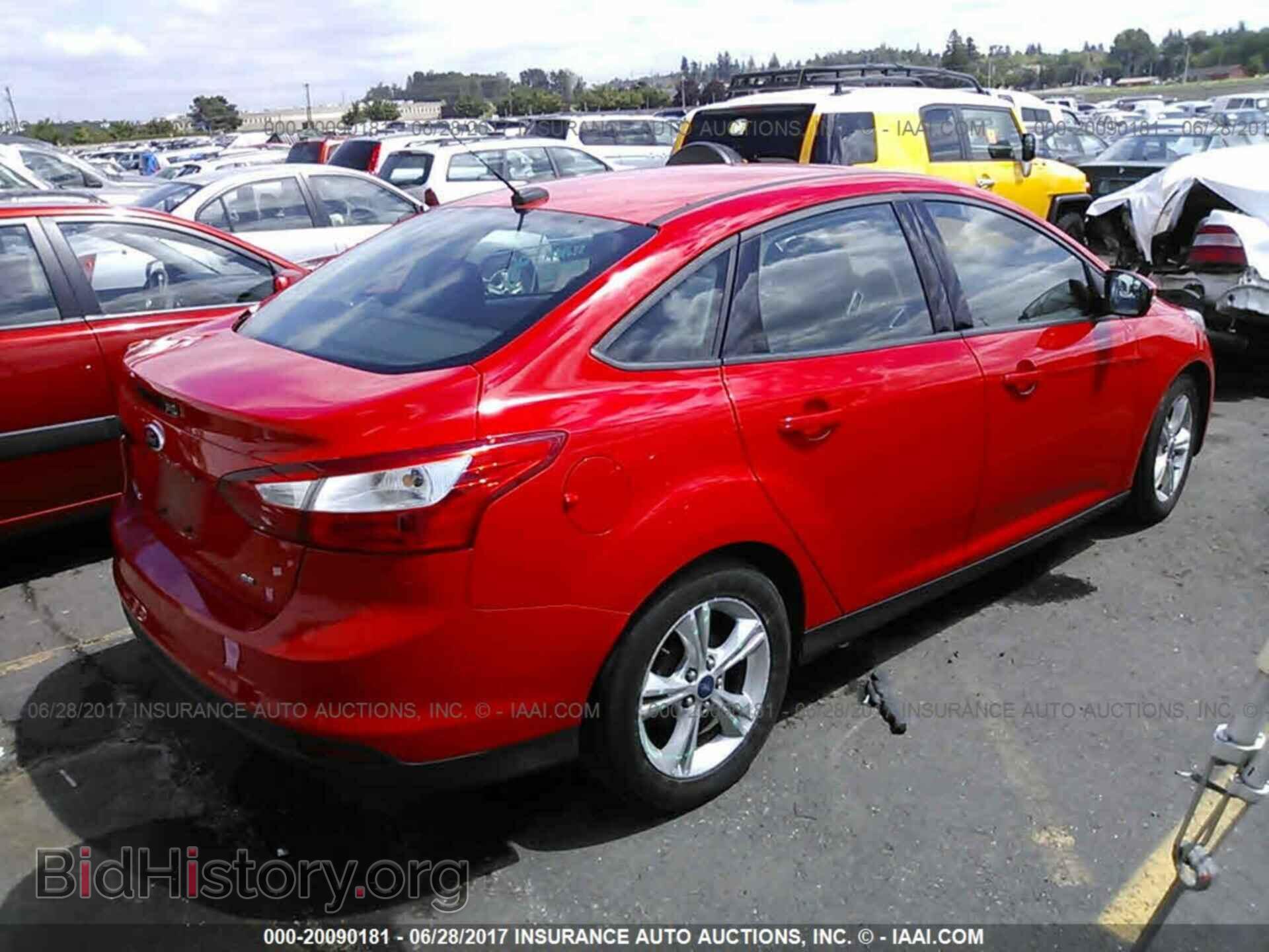 2014 Ford Focus - VIN: 1FADP3F28EL287462 - Фото 4