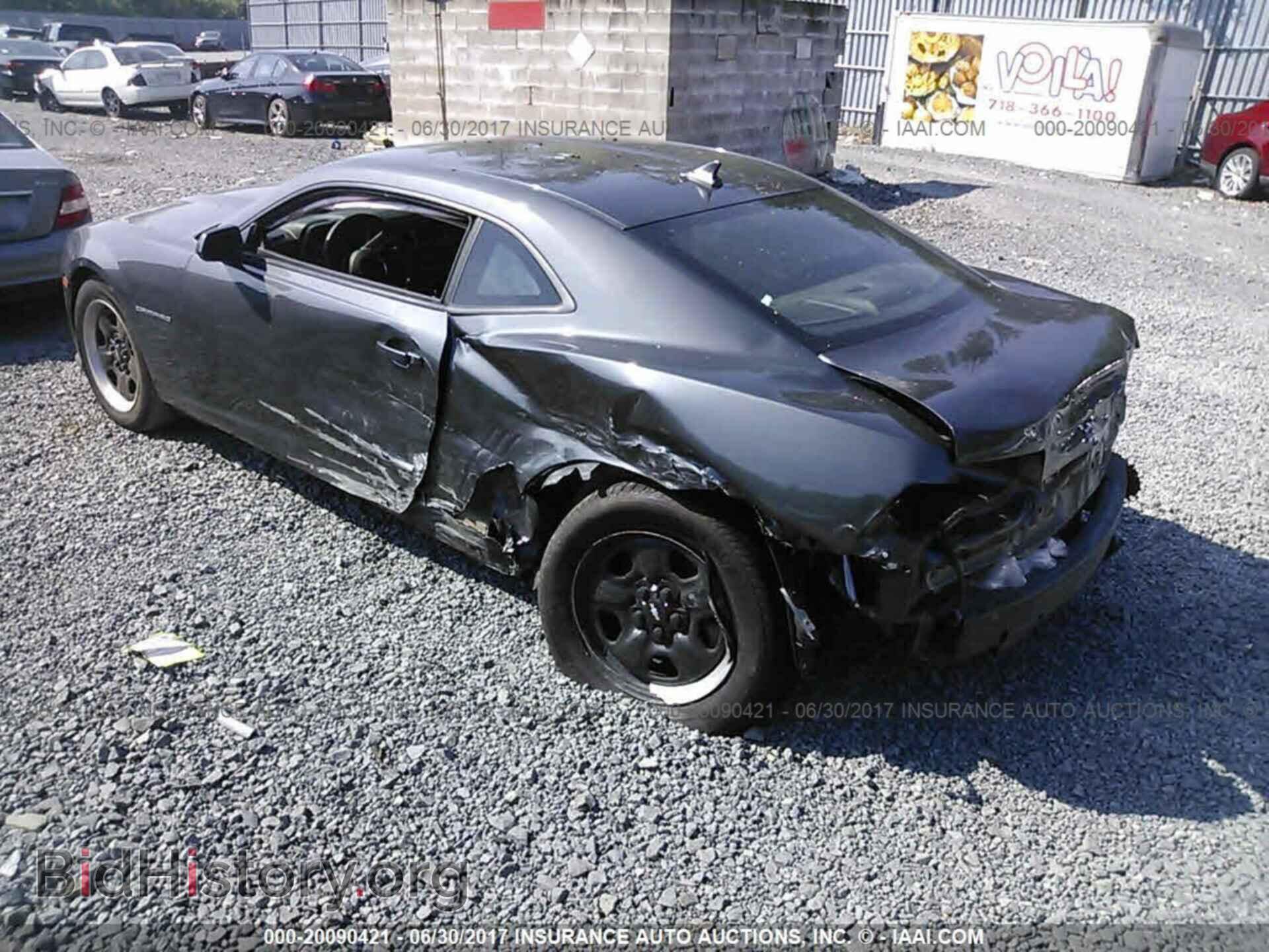 2011 Chevrolet Camaro - VIN: 2G1FE1ED2B9126097 - Фото 3