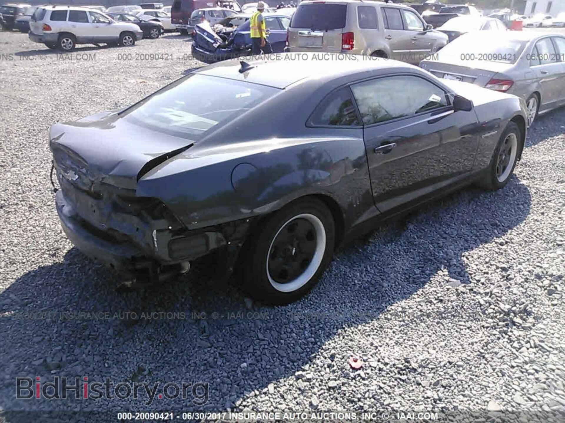 2011 Chevrolet Camaro - VIN: 2G1FE1ED2B9126097 - Фото 4