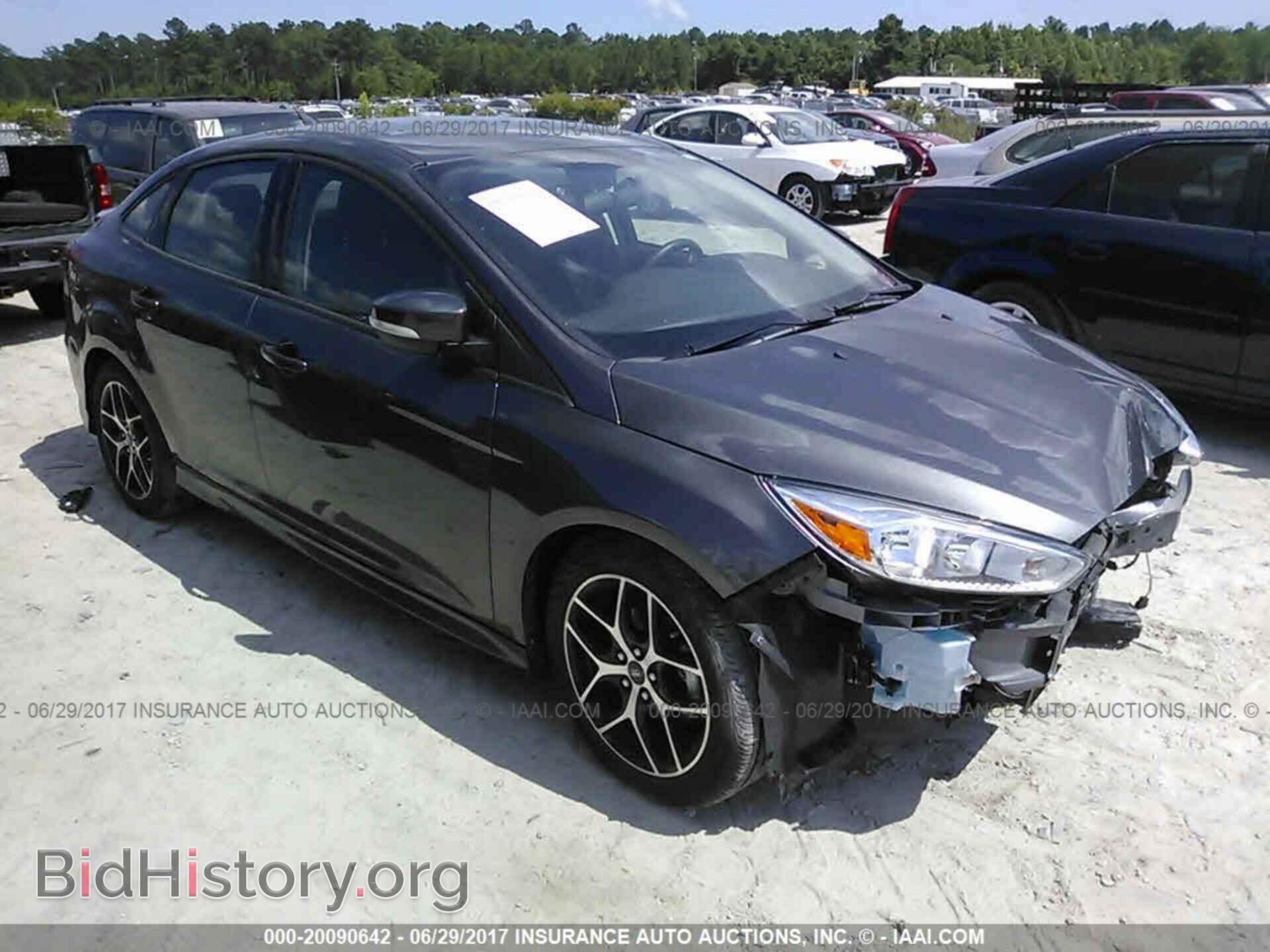 Photo 1FADP3F21GL279688 - Ford Focus 2016
