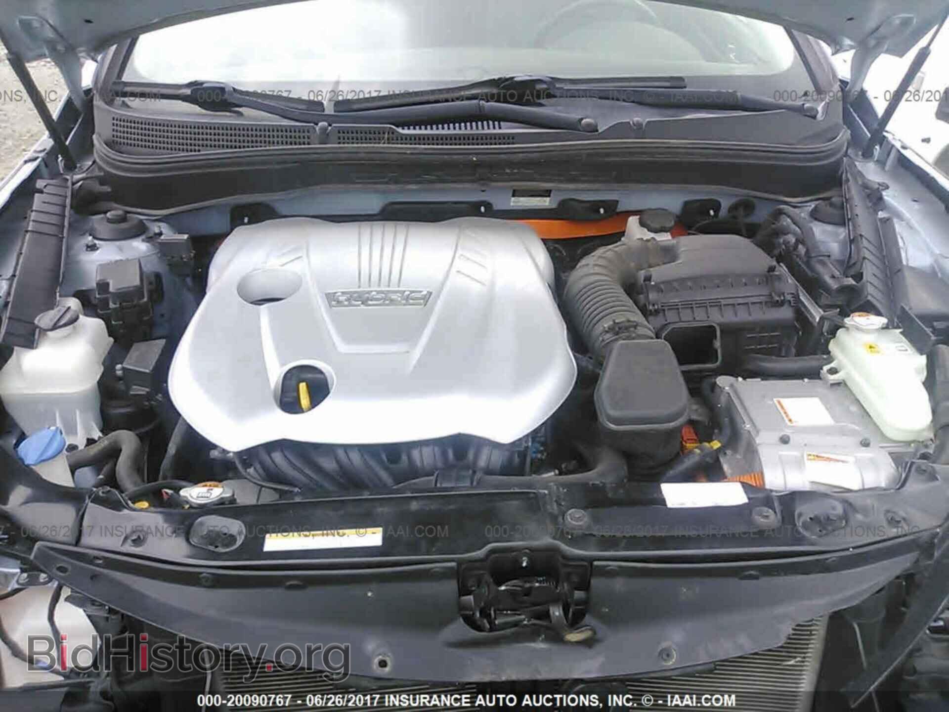 2012 Hyundai Sonata - VIN: KMHEC4A48CA043100 - Photo 10