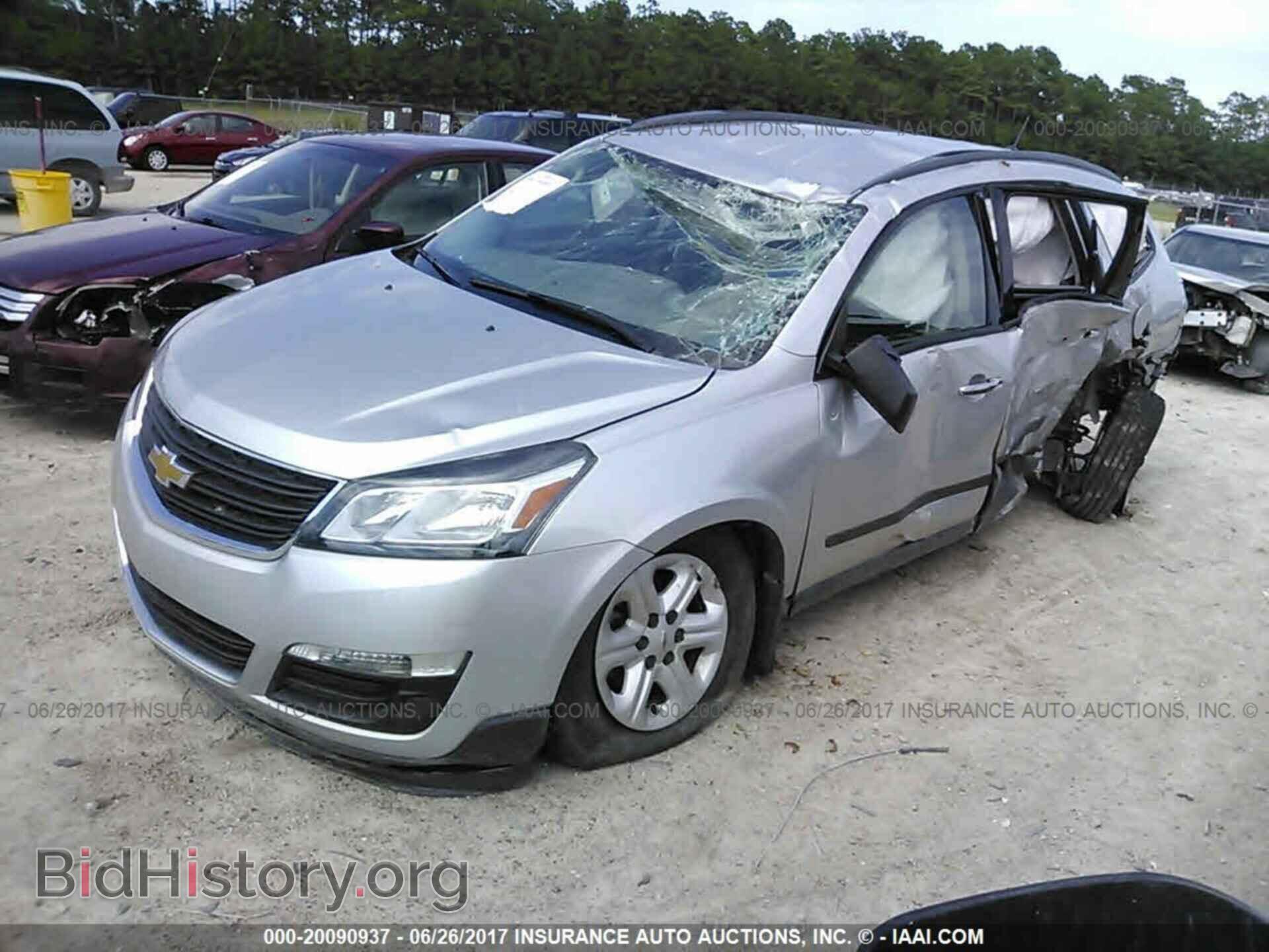 2014 Chevrolet Traverse - VIN: 1GNKRFED4EJ358868 - Фото 2