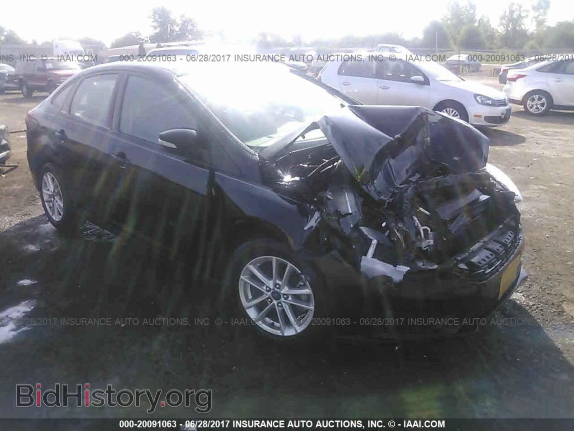 Фотография 1FADP3F24GL257507 - Ford Focus 2016