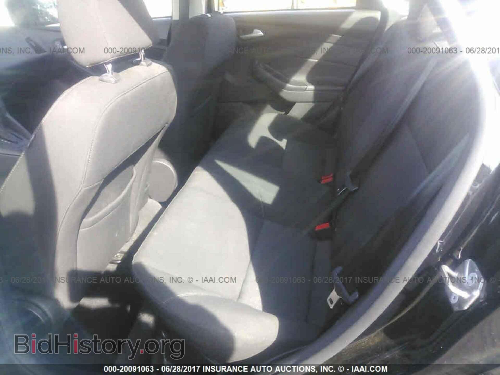 2016 Ford Focus - VIN: 1FADP3F24GL257507 - Фото 8