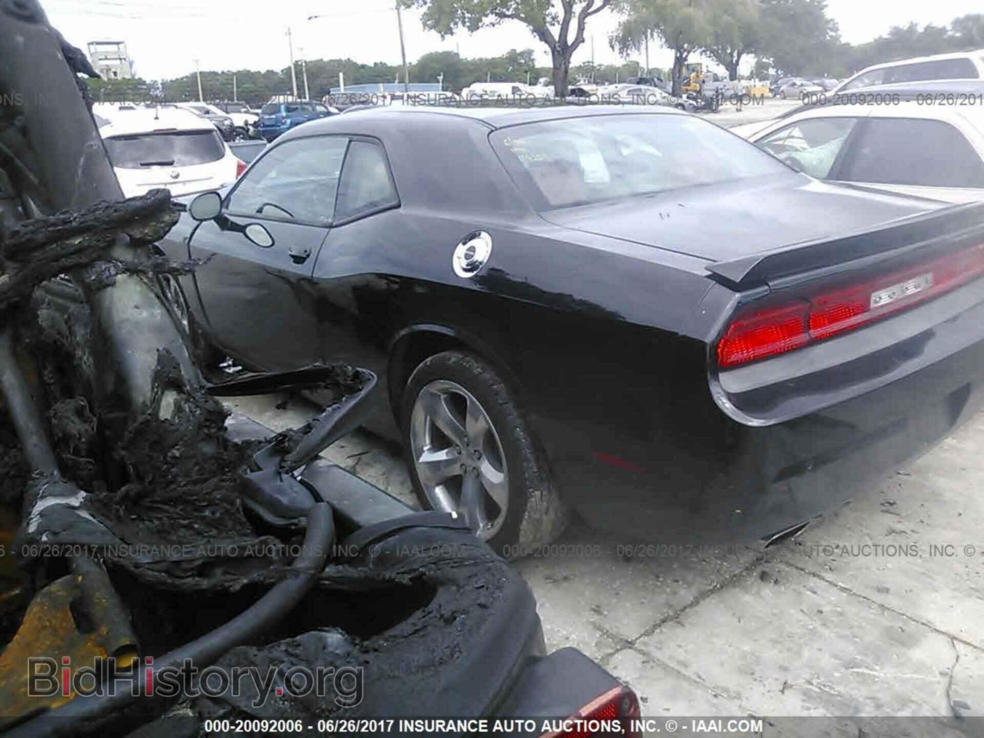 2014 Dodge Challenger - VIN: 2C3CDYAG6EH196562 - Фото 3