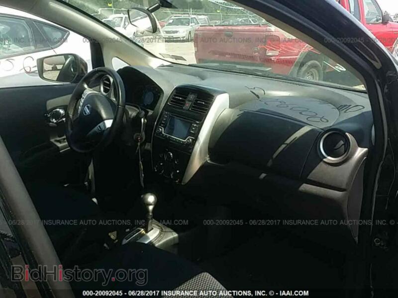 2016 Nissan VERSA NOTE (VIN 3N1CE2CP1GL370084) — фото 5 из 10