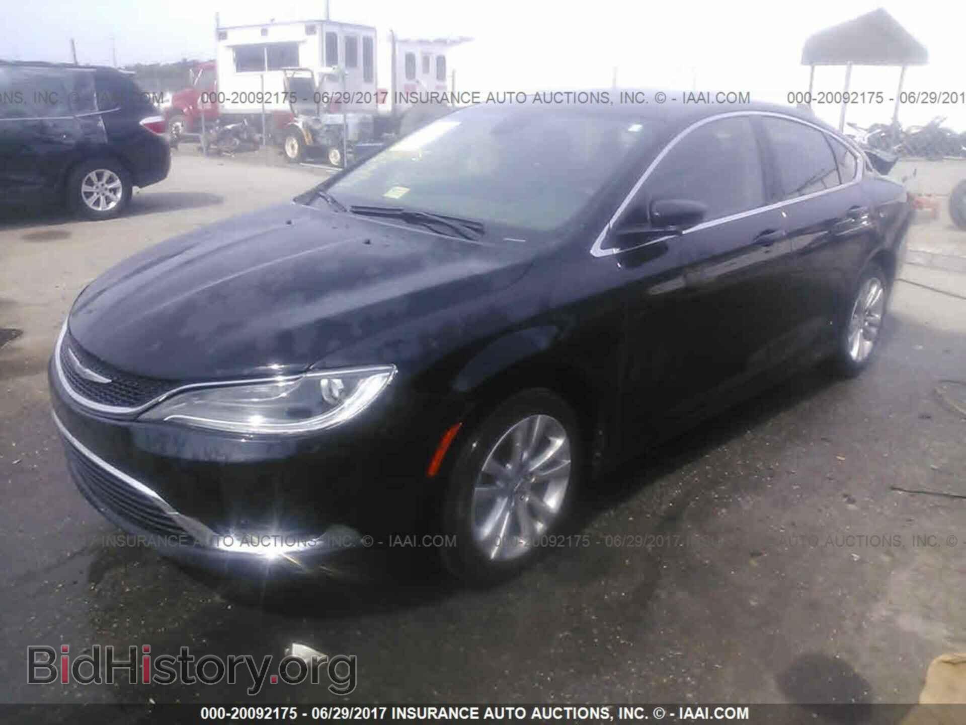 2015 Chrysler 200 - VIN: 1C3CCCAB0FN555455 - Photo 2