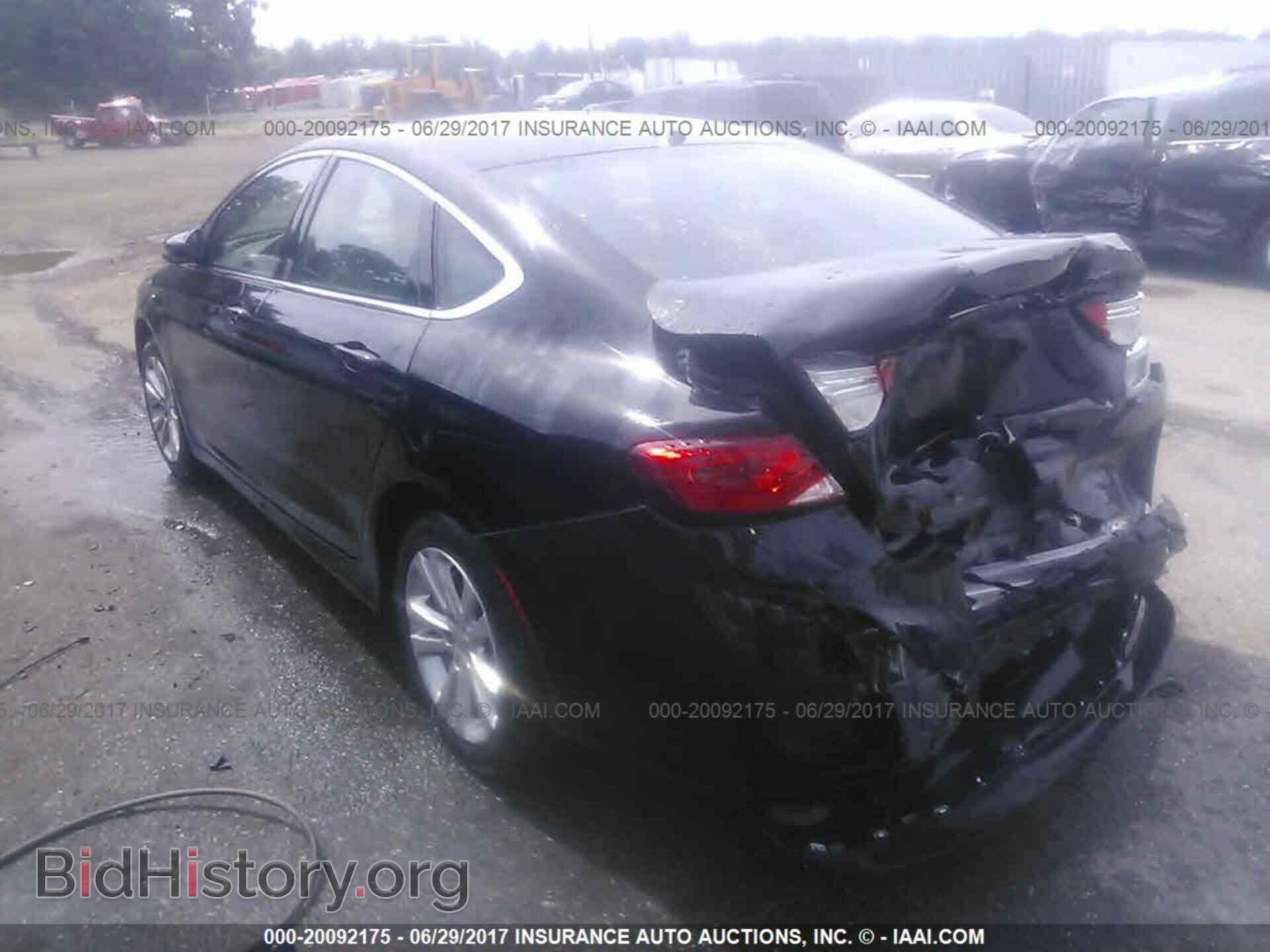 2015 Chrysler 200 - VIN: 1C3CCCAB0FN555455 - Photo 3