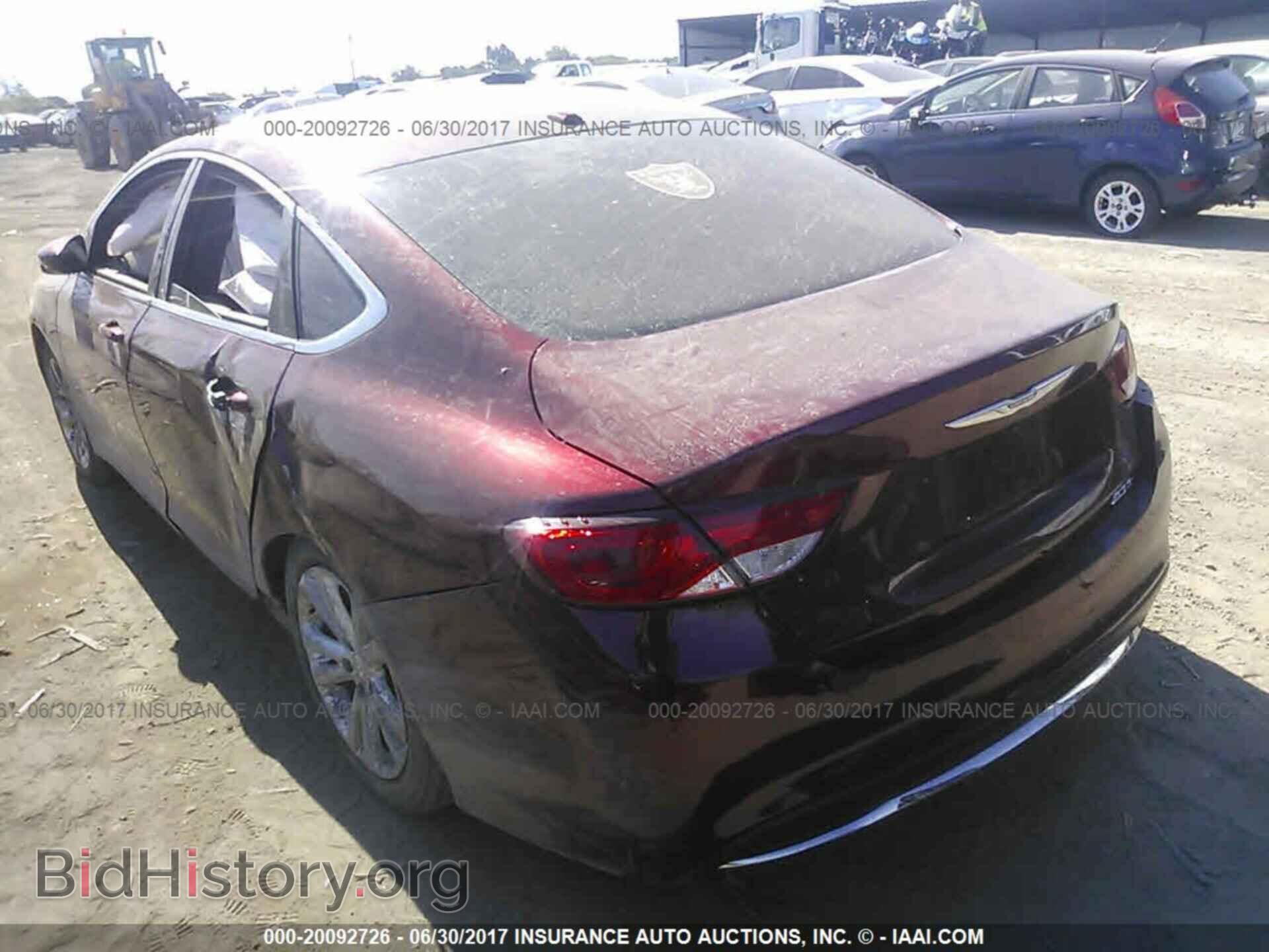 2015 Chrysler 200 - VIN: 1C3CCCAB4FN698537 - Photo 3