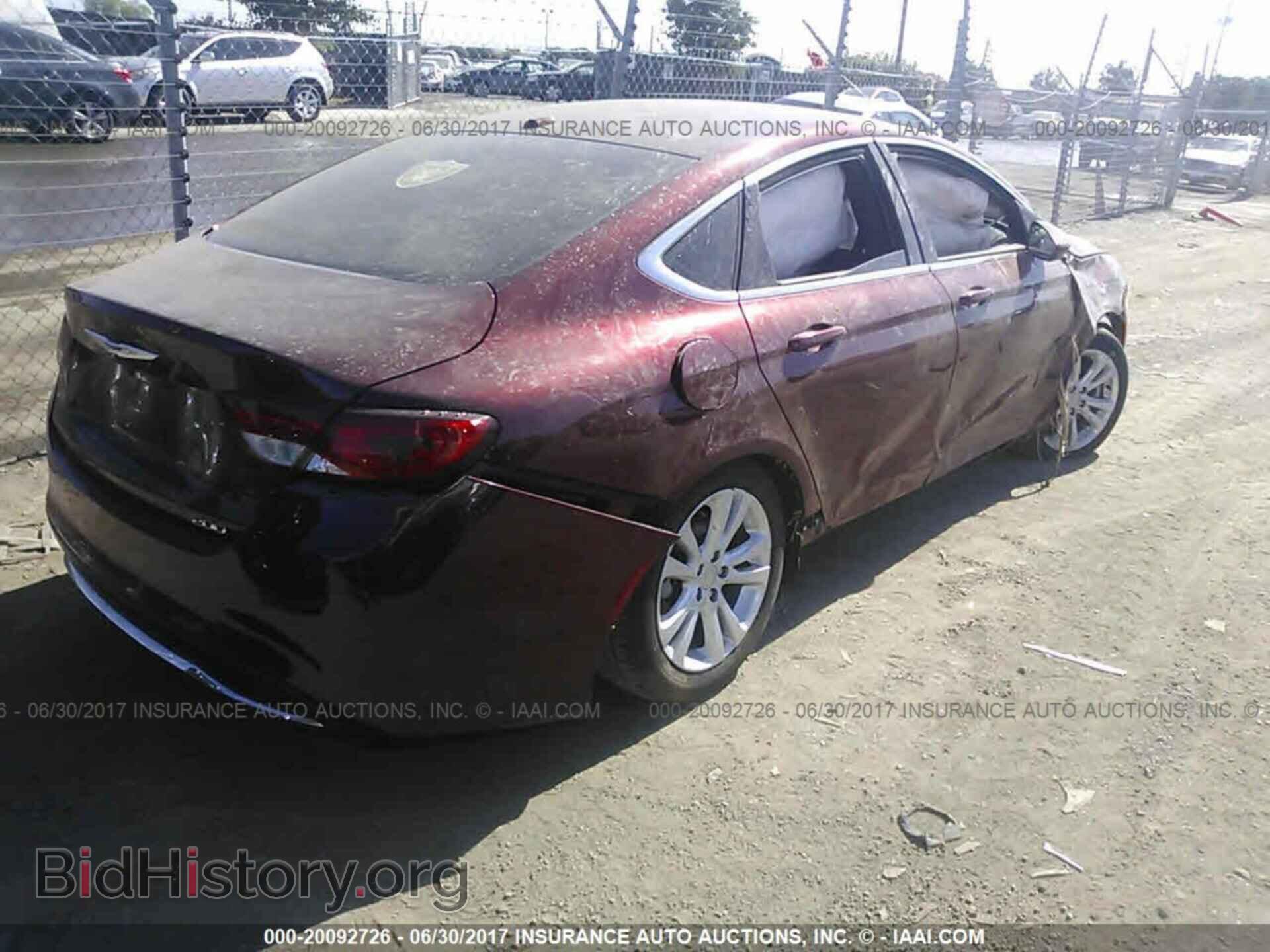 2015 Chrysler 200 - VIN: 1C3CCCAB4FN698537 - Photo 4