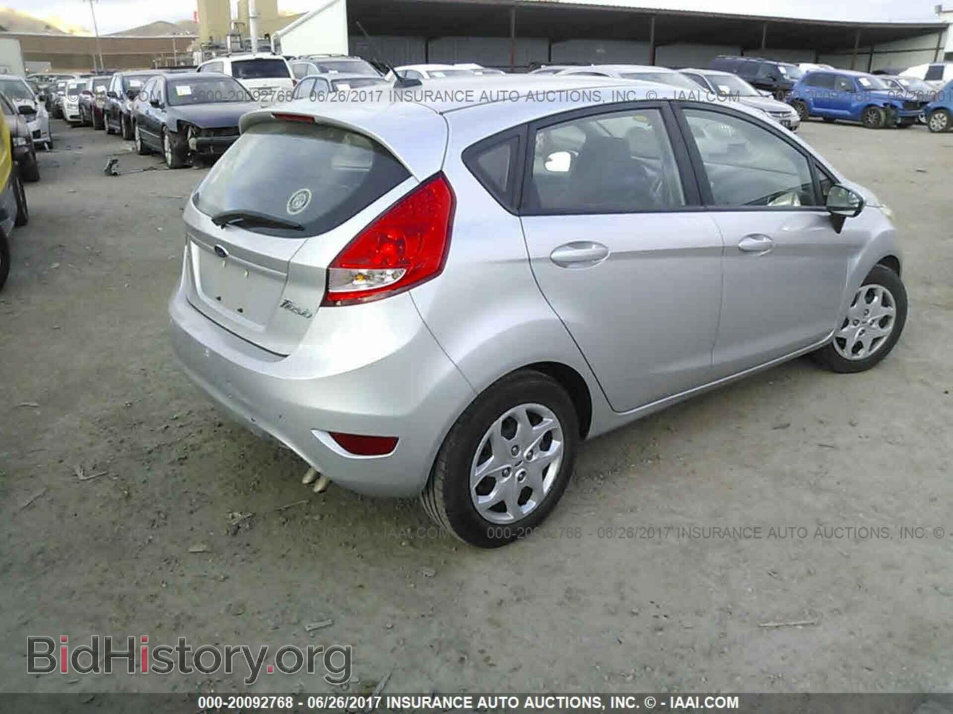 2011 Ford Fiesta - VIN: 3FADP4EJ1BM177295 - Фото 4