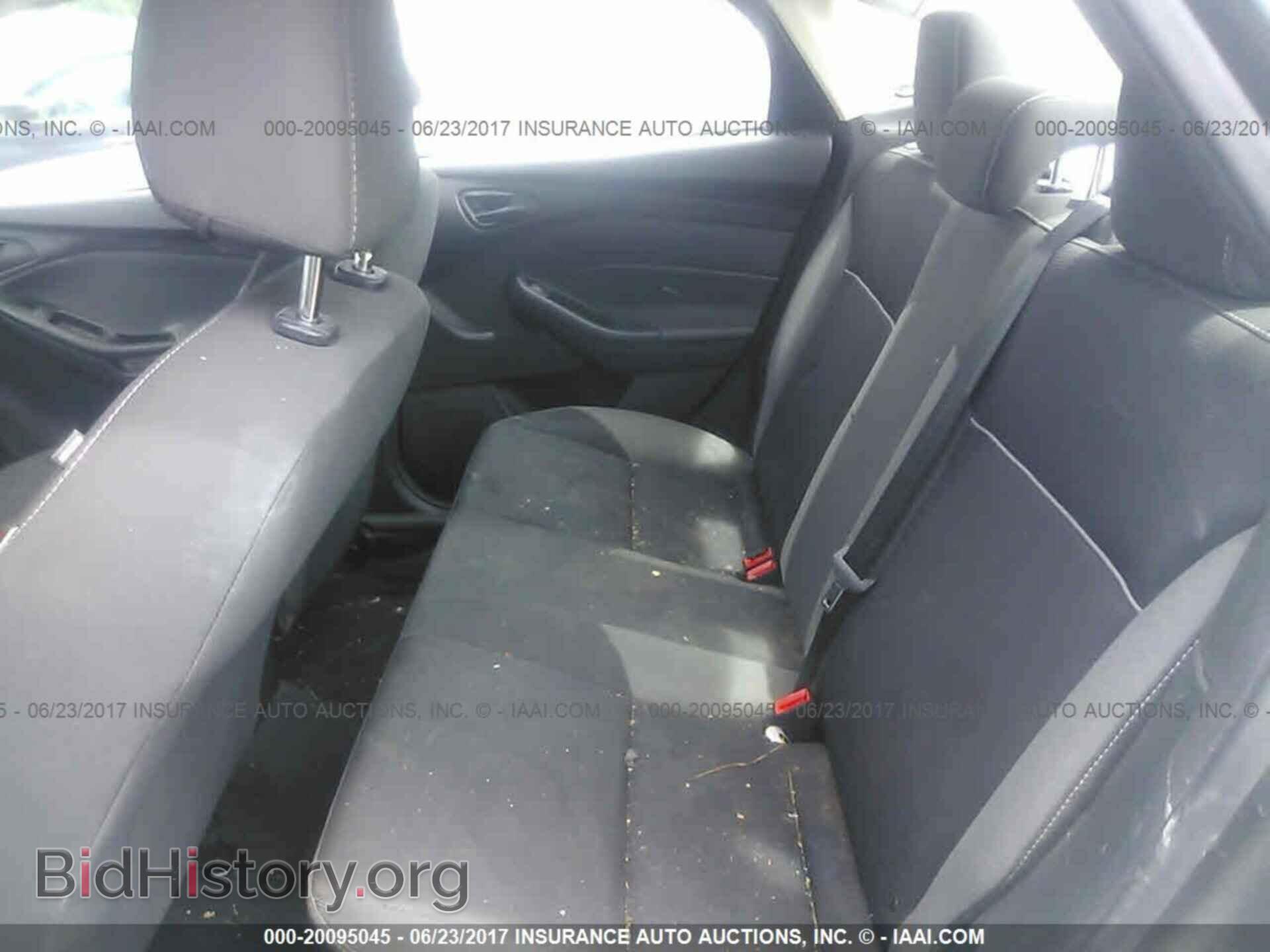 2012 Ford Focus - VIN: 1FAHP3F21CL393136 - Фото 8