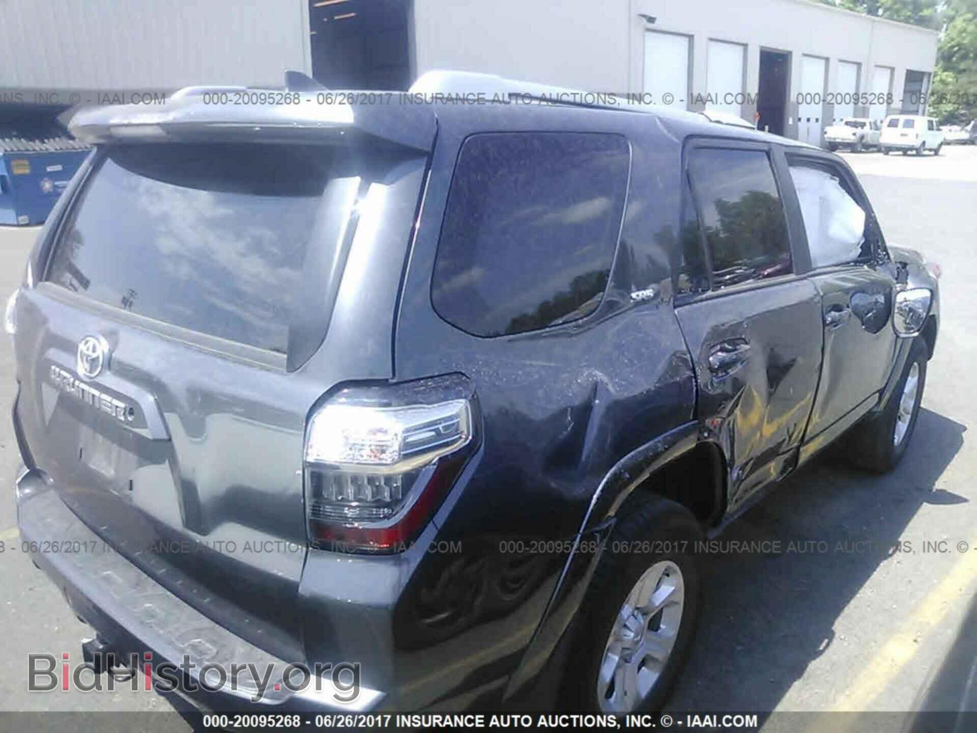 2016 Toyota 4runner - VIN: JTEBU5JR3G5385201 - Фото 4
