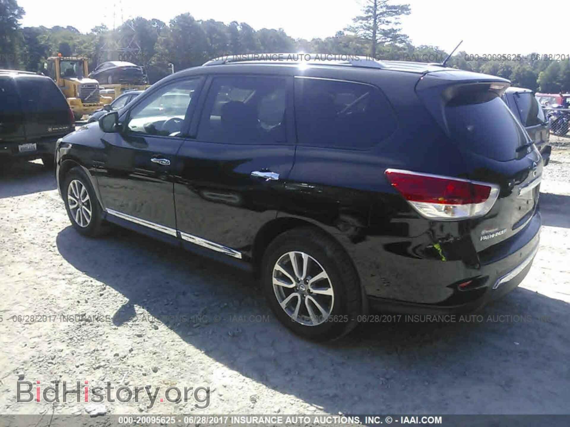 2013 Nissan Pathfinder - VIN: 5N1AR2MM5DC618207 - Photo 3