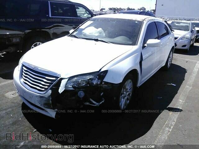 2012 Chrysler 200 - VIN: 1C3CCBAB8CN320176 - Фото 2