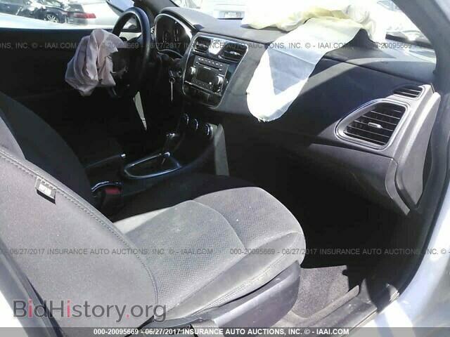 2012 Chrysler 200 - VIN: 1C3CCBAB8CN320176 - Фото 5