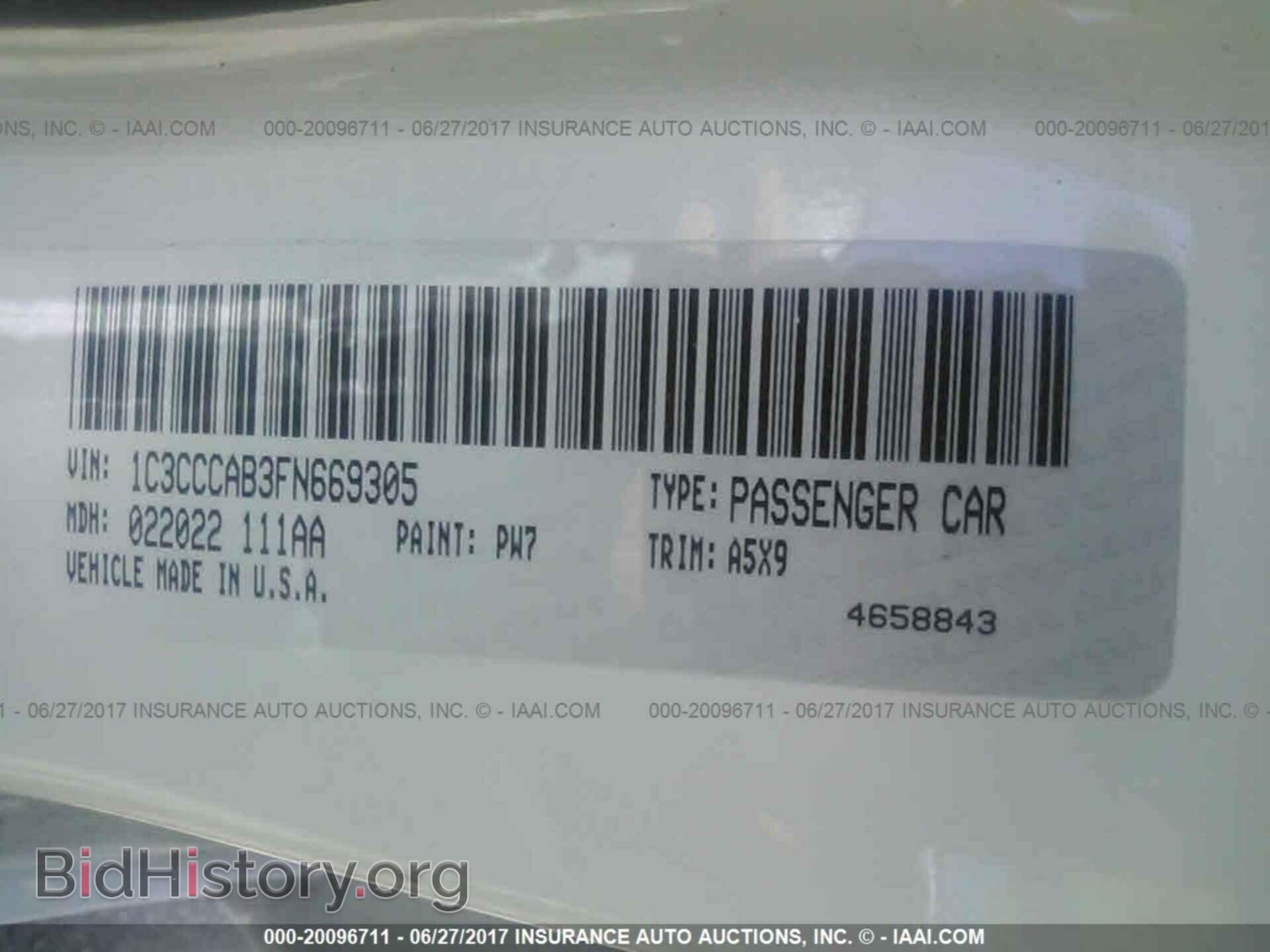 2015 Chrysler 200 - VIN: 1C3CCCAB3FN669305 - Photo 9