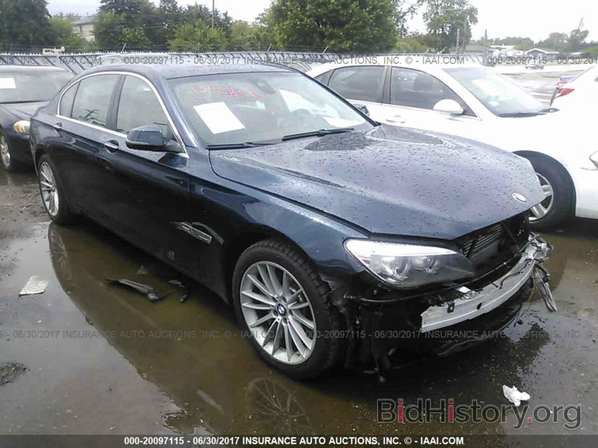 Photo WBAYF8C5XDDE59106 - Bmw 750 2013