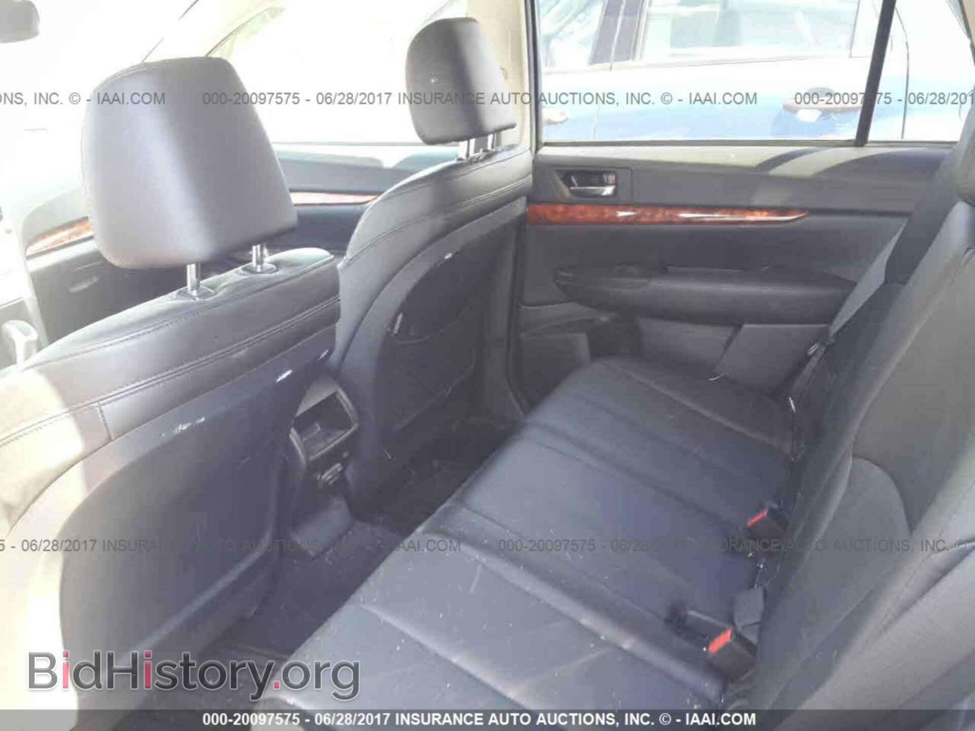 2011 Subaru Outback - VIN: 4S4BRBKC4B3362458 - Фото 8