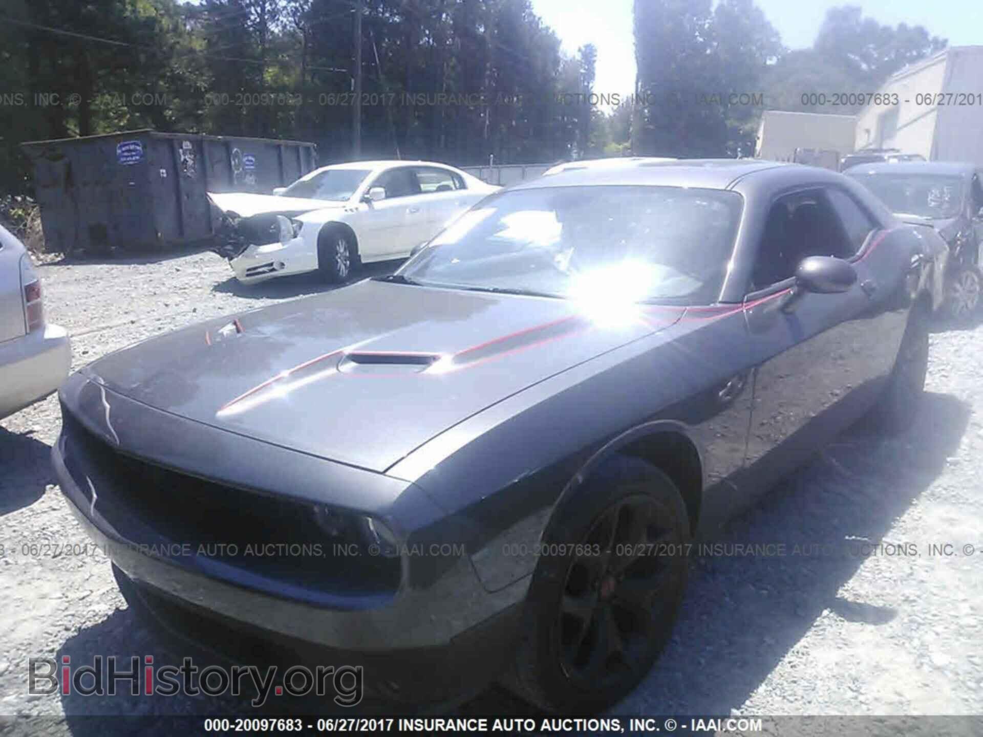 2015 Dodge Challenger - VIN: 2C3CDZBG2FH758270 - Photo 2