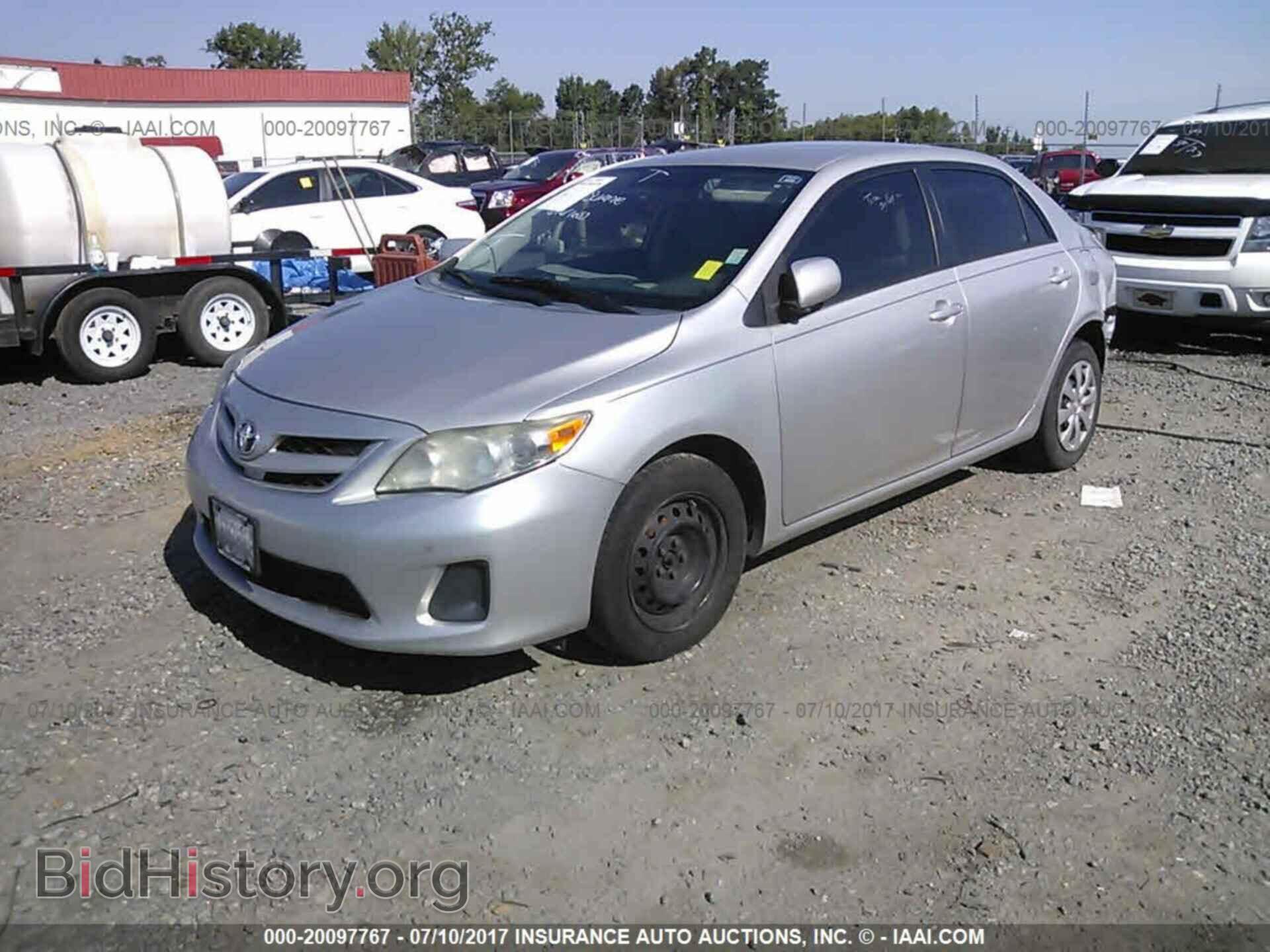 2011 Toyota Corolla - VIN: 2T1BU4EE8BC622945 - Фото 2