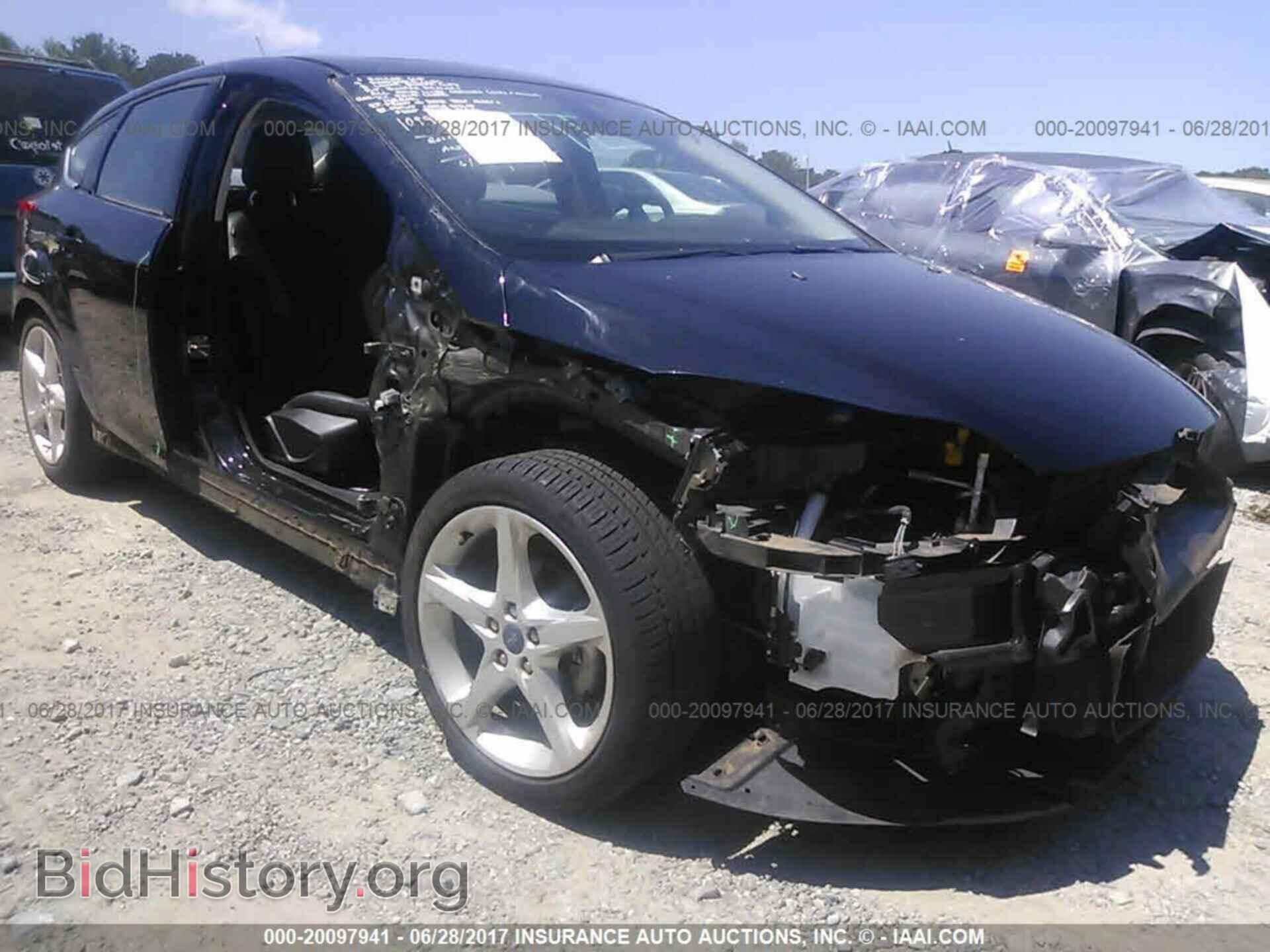 2012 Ford Focus - VIN: 1FAHP3N22CL231128 - Photo 6