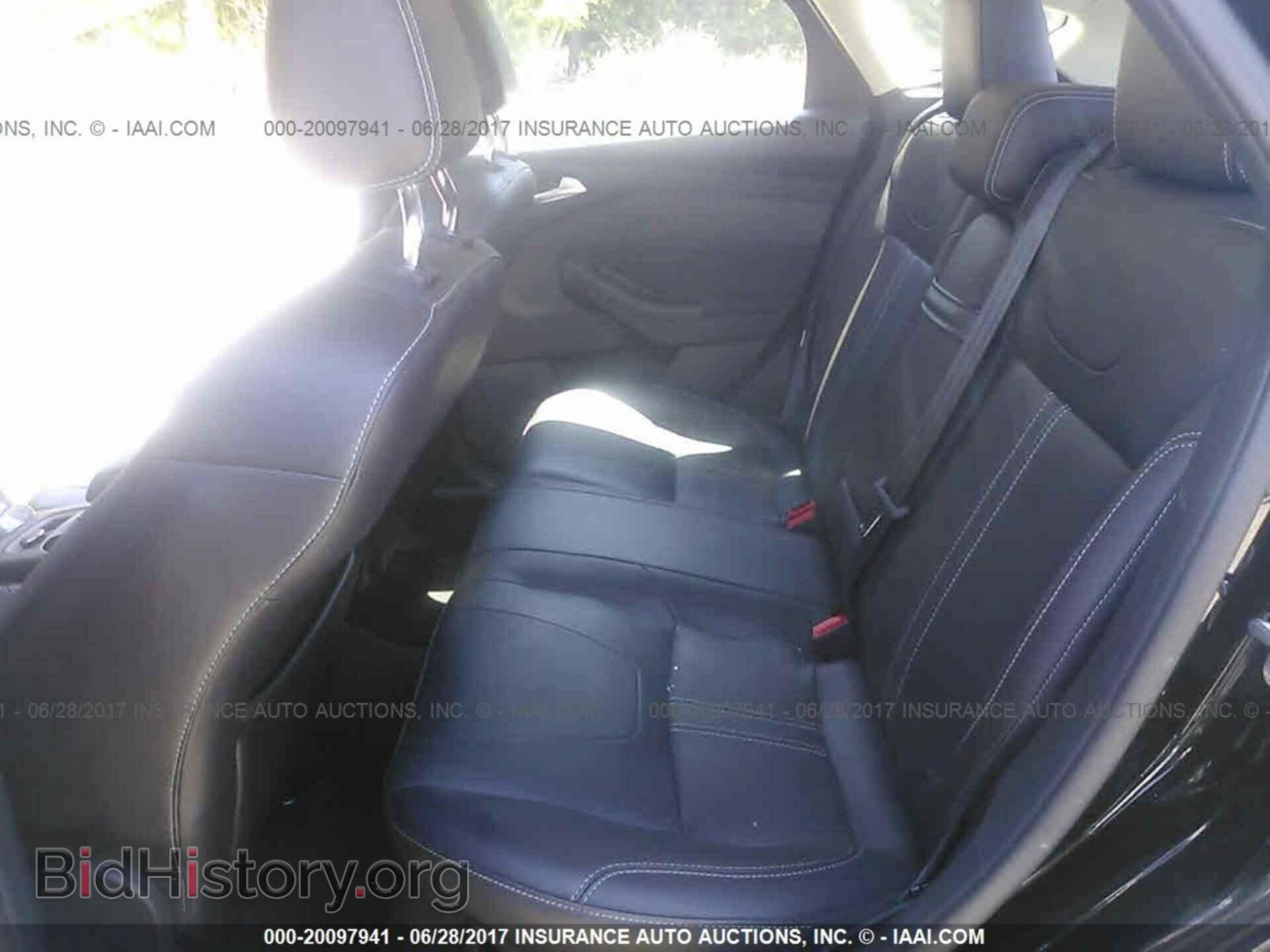 2012 Ford Focus - VIN: 1FAHP3N22CL231128 - Photo 8
