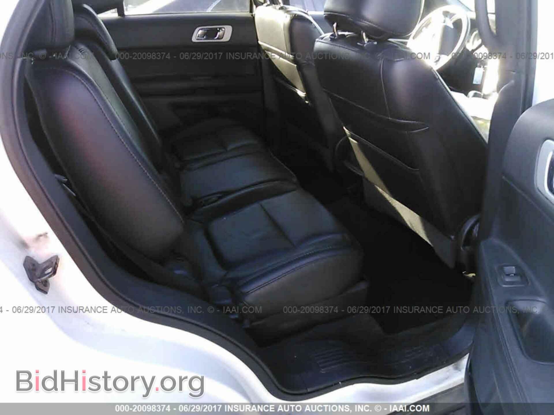 2014 Ford Explorer - VIN: 1FM5K8D8XEGB52666 - Photo 8