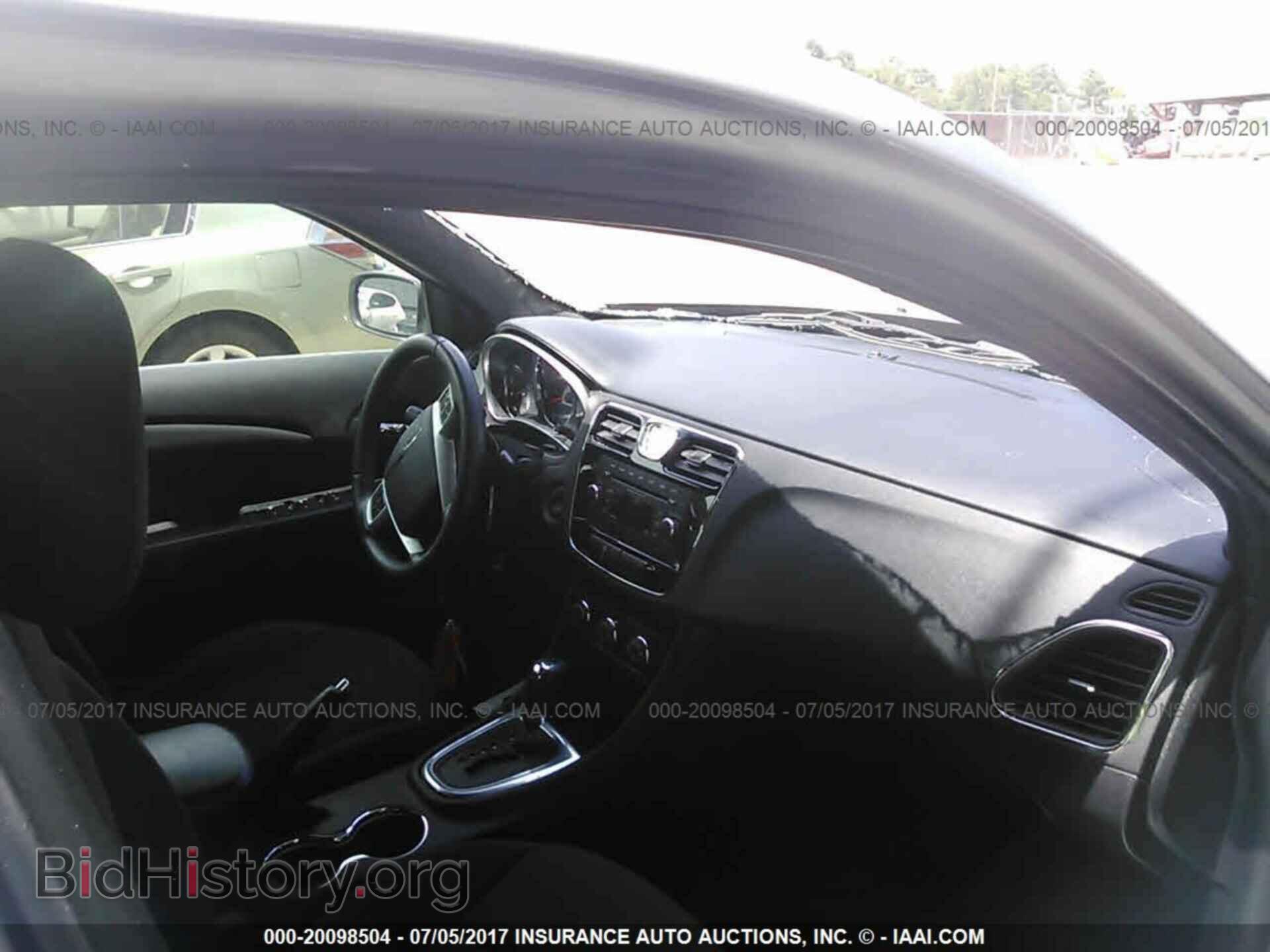 2013 Chrysler 200 - VIN: 1C3CCBBG2DN678711 - Фото 5