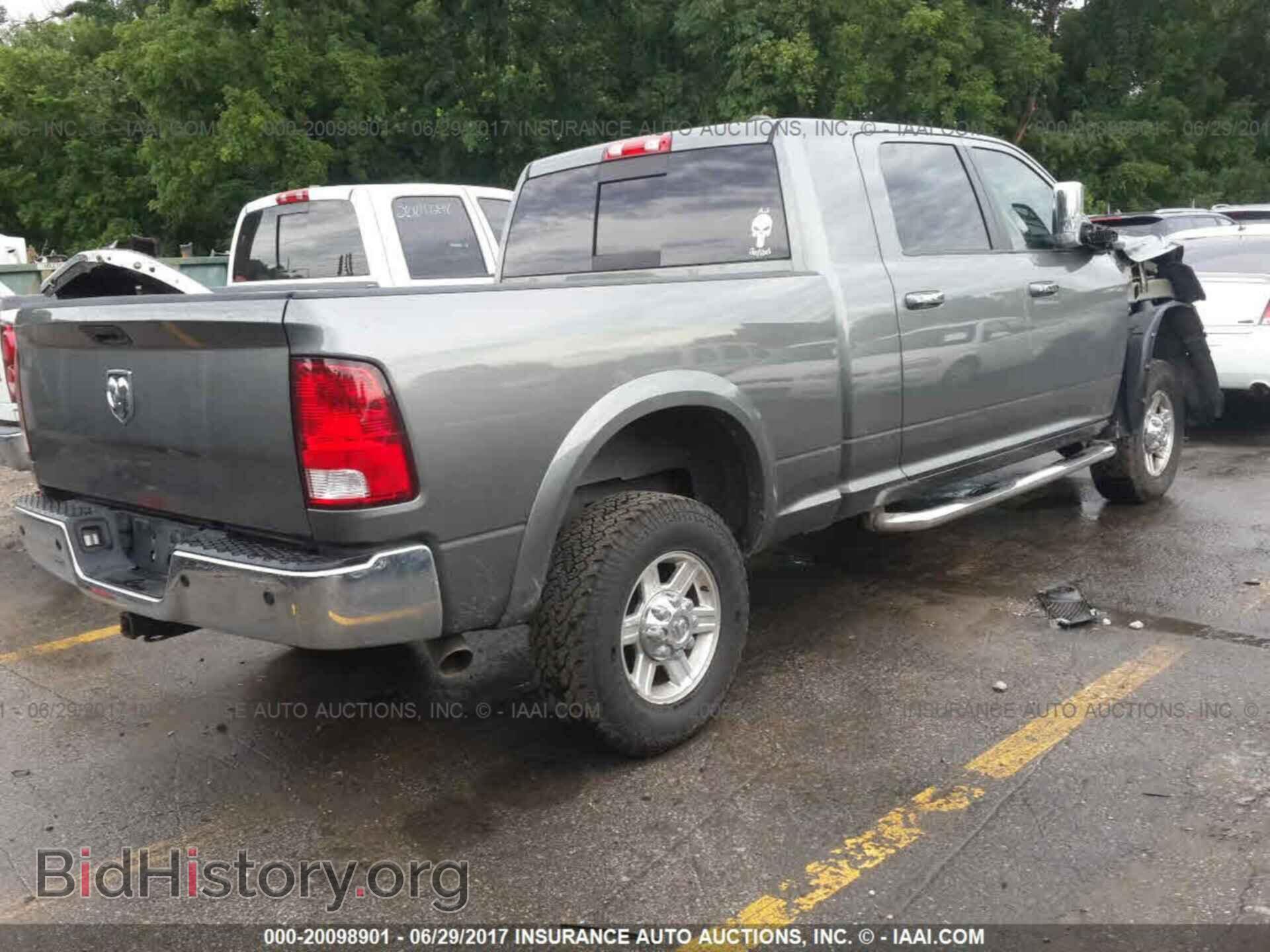 2011 Dodge Ram 3500 - VIN: 3D73Y3HL6BG576427 - Photo 4