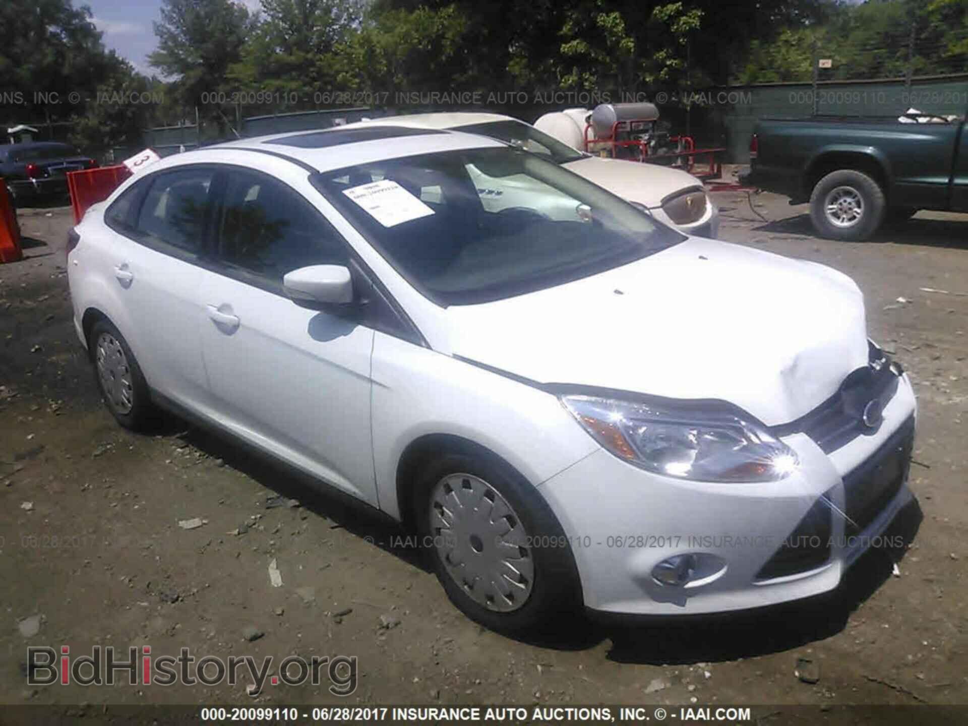 Photo 1FAHP3F20CL260867 - Ford Focus 2012