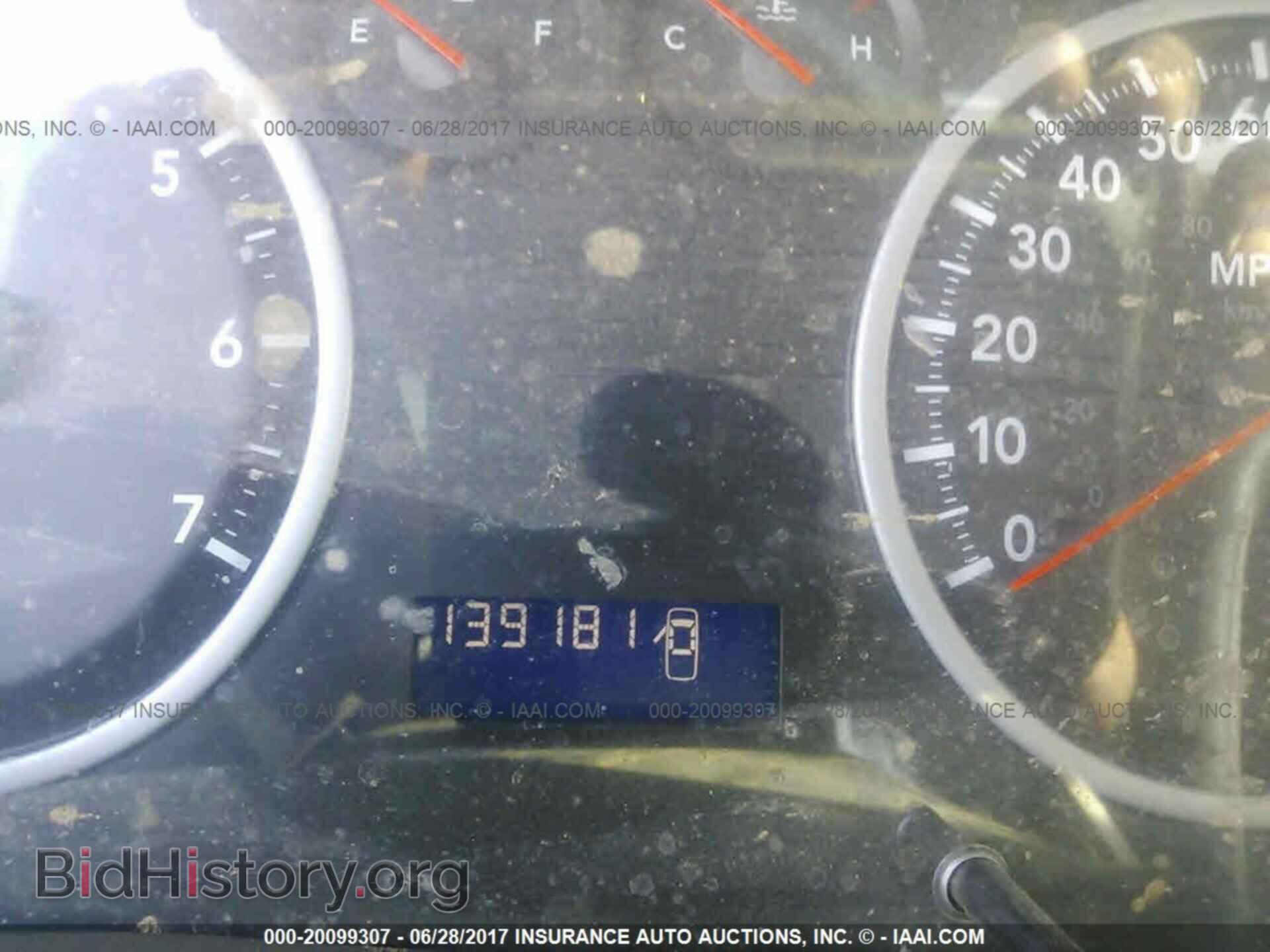 2011 Dodge Ram 1500 - VIN: 1D7RV1GT2BS558007 - Фото 7