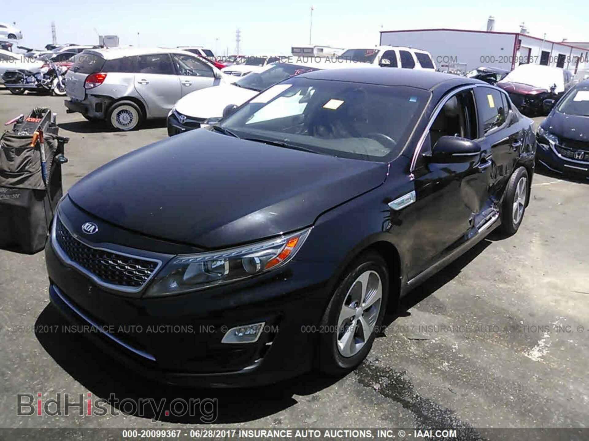 2015 Kia Optima - VIN: KNAGM4AD2F5077697 - Photo 2