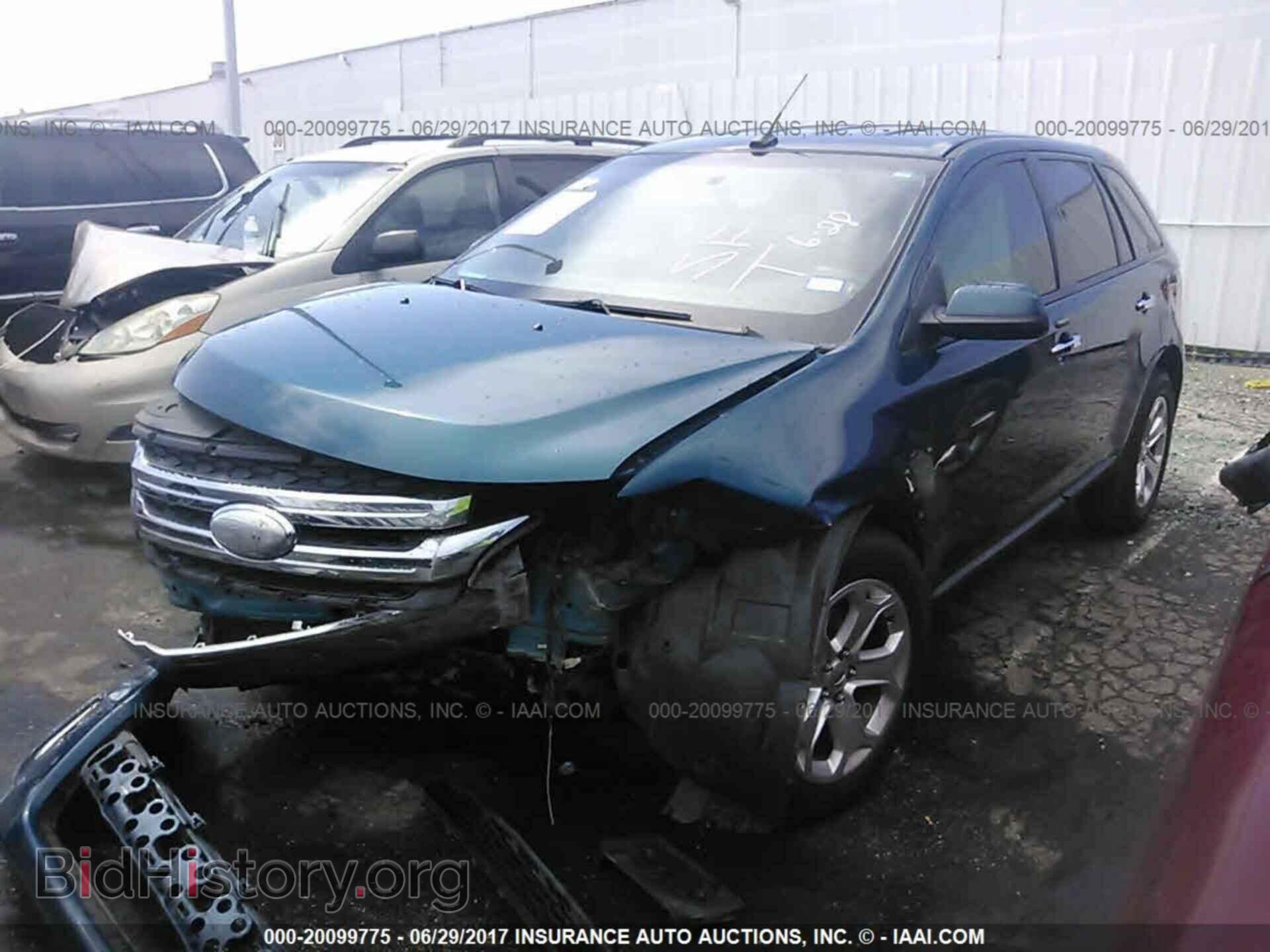 2011 Ford Edge - VIN: 2FMDK3JC4BBB34741 - Фото 2
