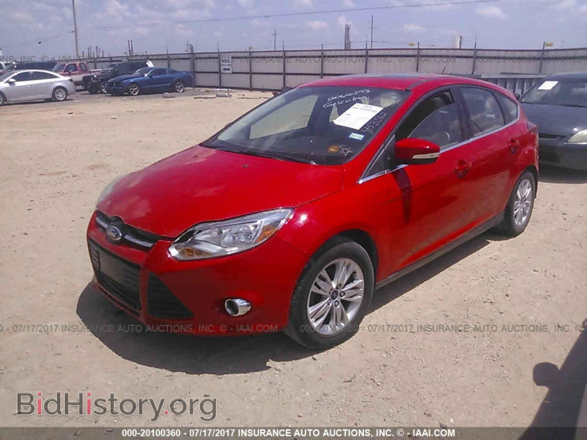 2012 Ford Focus - VIN: 1FAHP3M28CL453562 - Photo 2