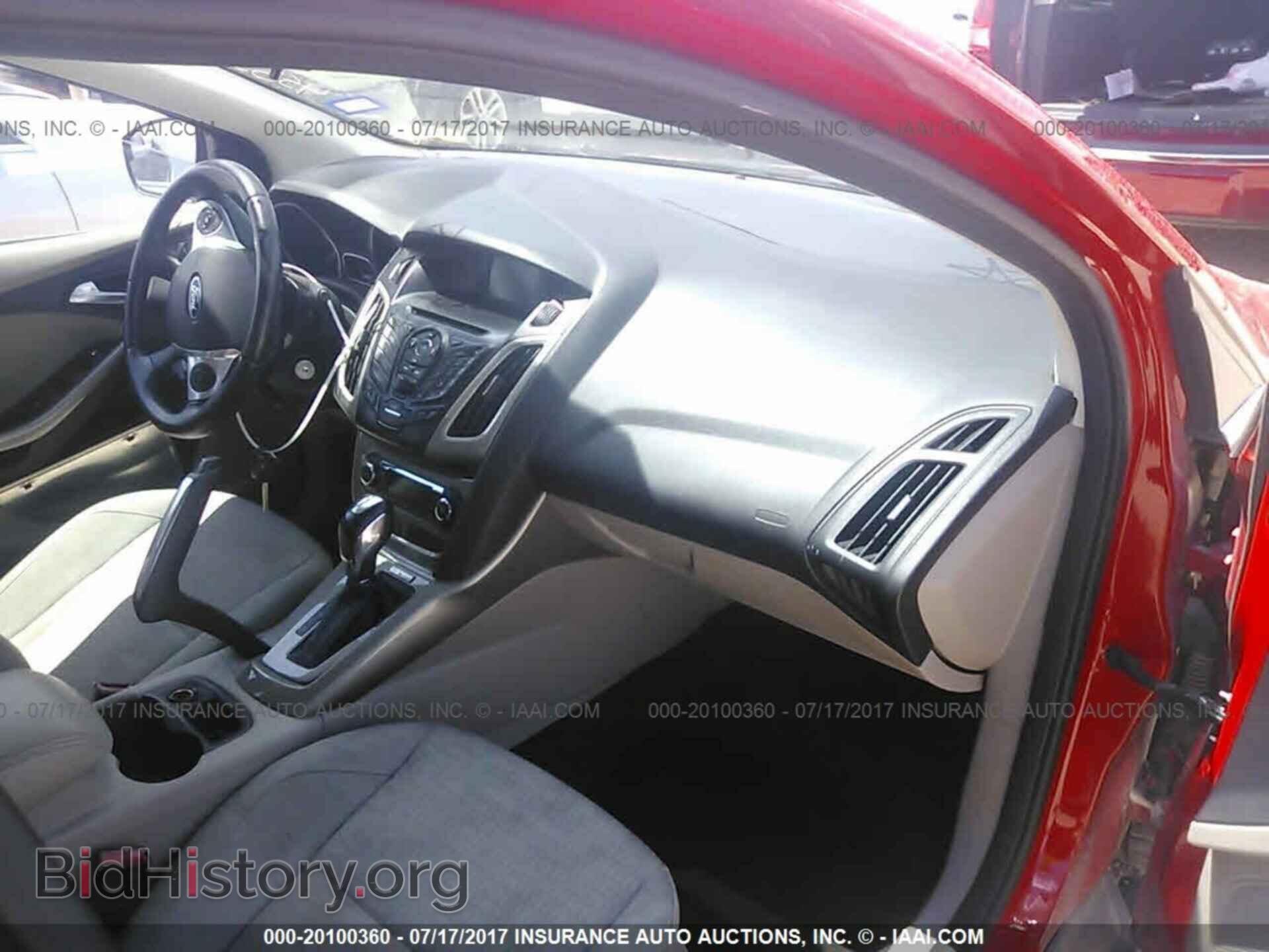 2012 Ford Focus - VIN: 1FAHP3M28CL453562 - Photo 5